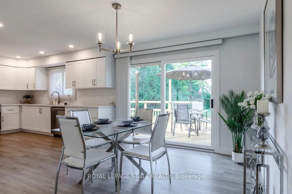 Photo 13 of 8477 Dickenson Road E, Hamilton, Rural Glanbrook — HOMEH