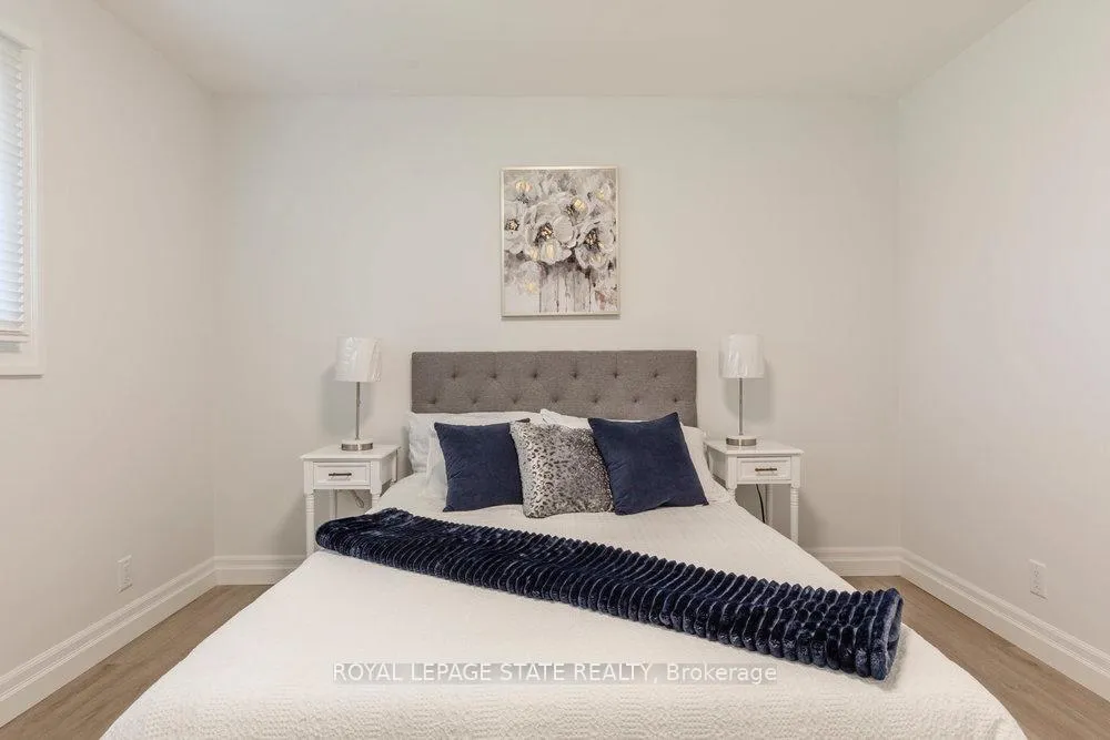 Photo 24 of 8477 Dickenson Road E, Hamilton, Rural Glanbrook — HOMEH