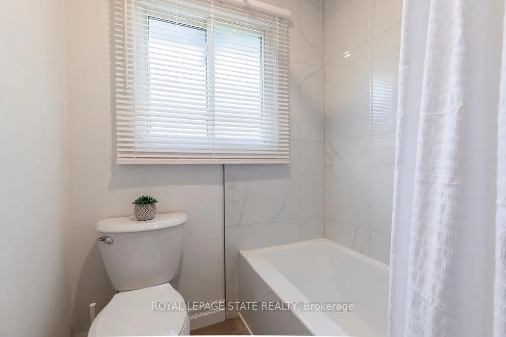 Photo 27 of 8477 Dickenson Road E, Hamilton, Rural Glanbrook — HOMEH