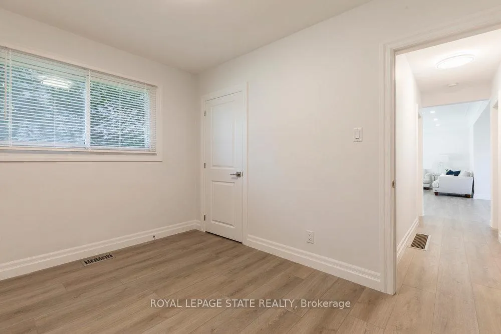 Photo 33 of 8477 Dickenson Road E, Hamilton, Rural Glanbrook — HOMEH