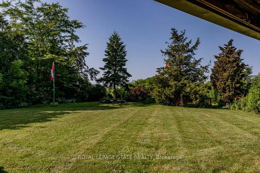 Photo 47 of 8477 Dickenson Road E, Hamilton, Rural Glanbrook — HOMEH
