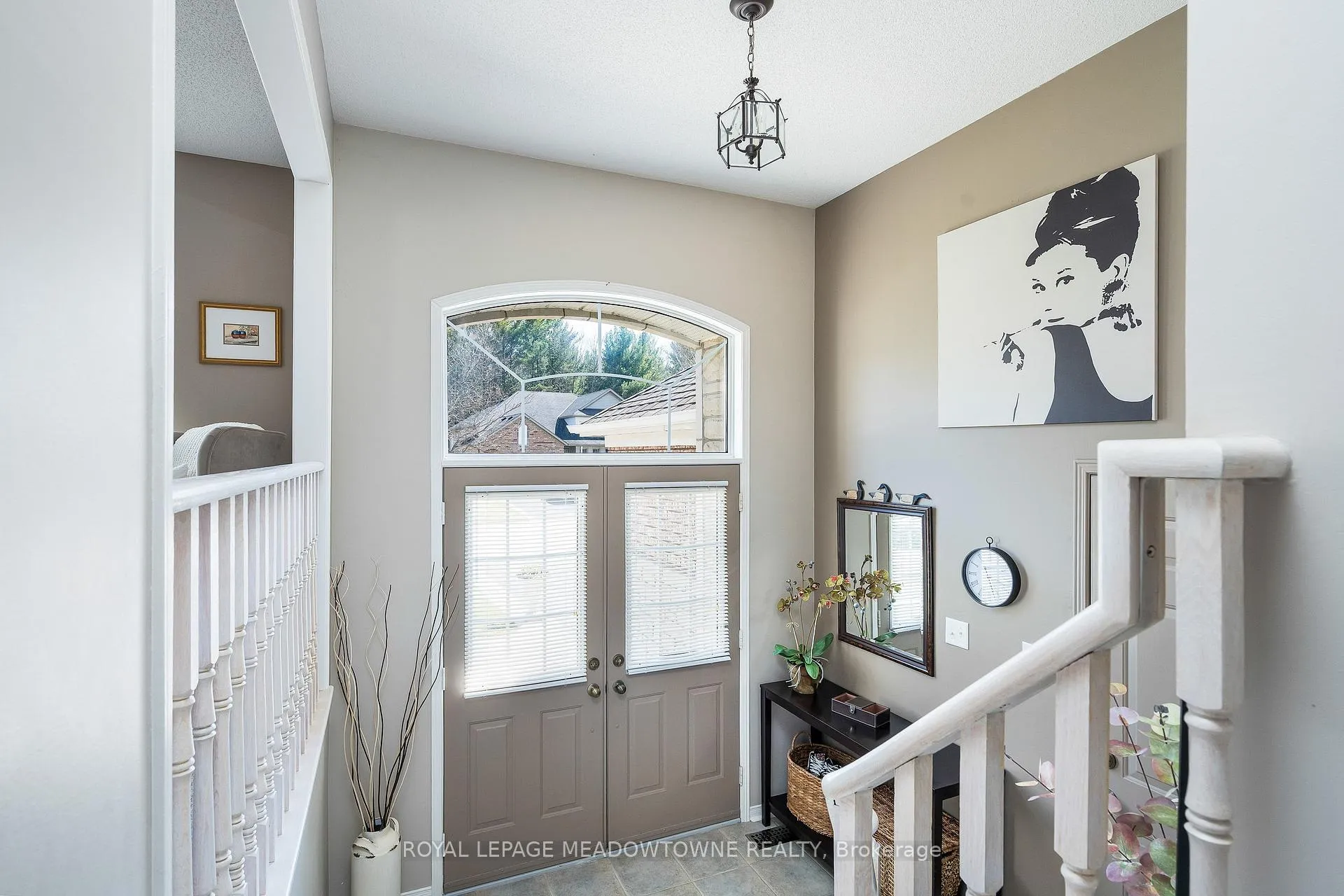 Photo 5 of 30 Cranberry Heights, Wasaga Beach — HOMEH