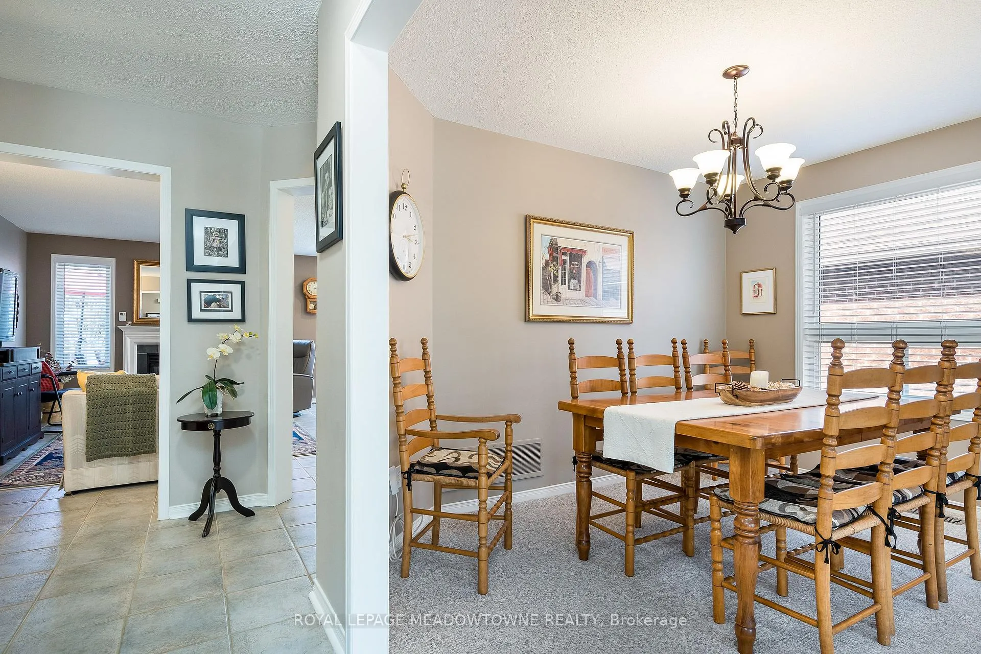 Photo 7 of 30 Cranberry Heights, Wasaga Beach — HOMEH