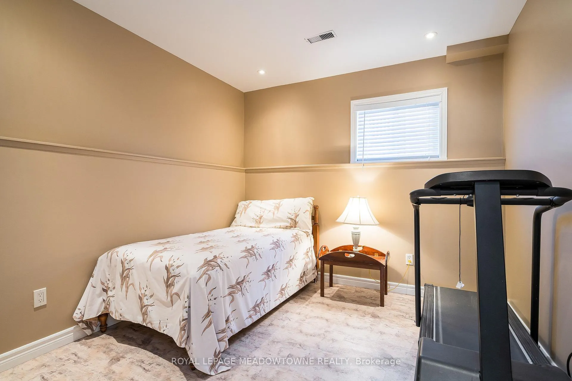Photo 38 of 30 Cranberry Heights, Wasaga Beach — HOMEH
