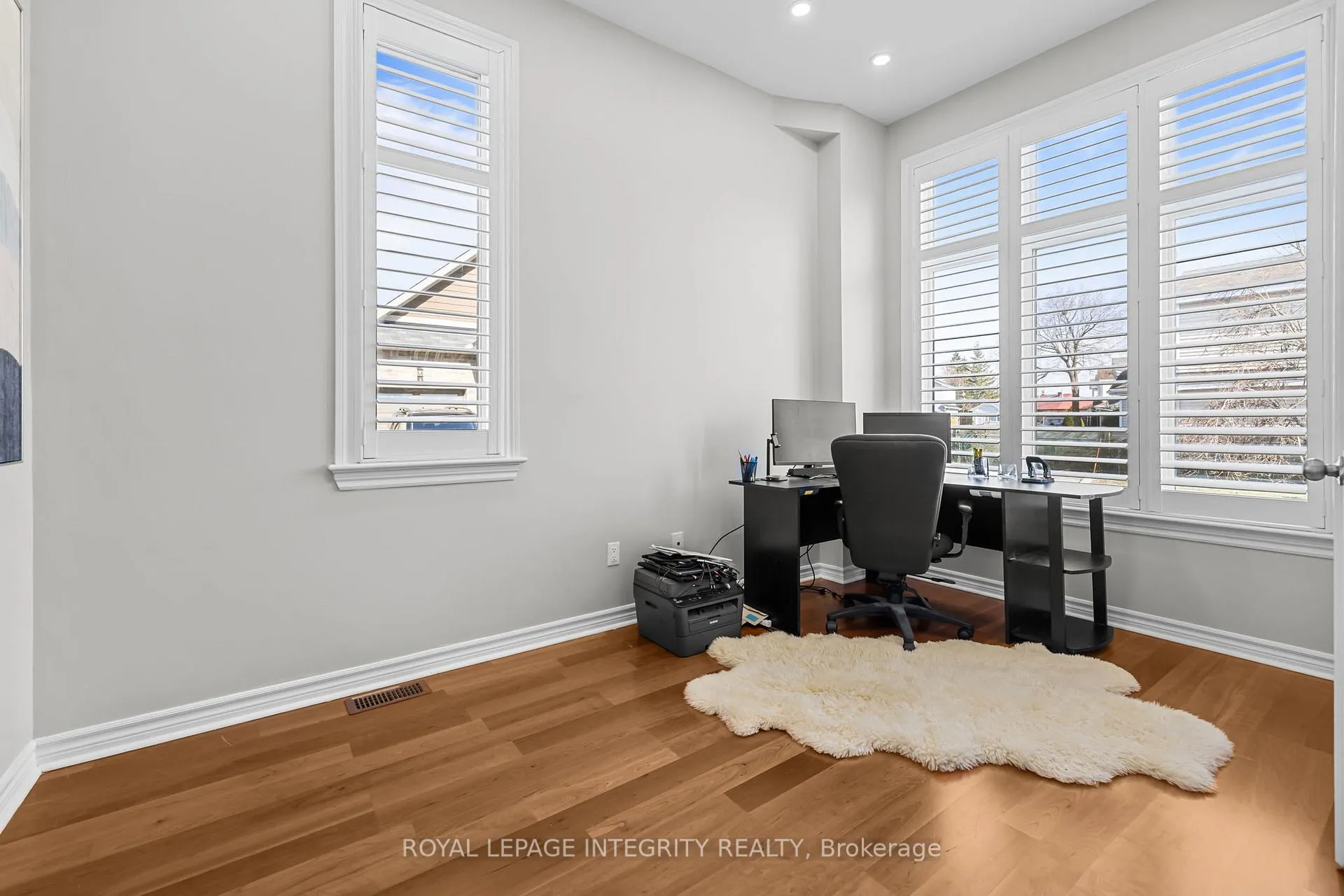 Photo 5 of 27 Orange Blossom Private, Ottawa, Blossom Park/Leitrim — HOMEH