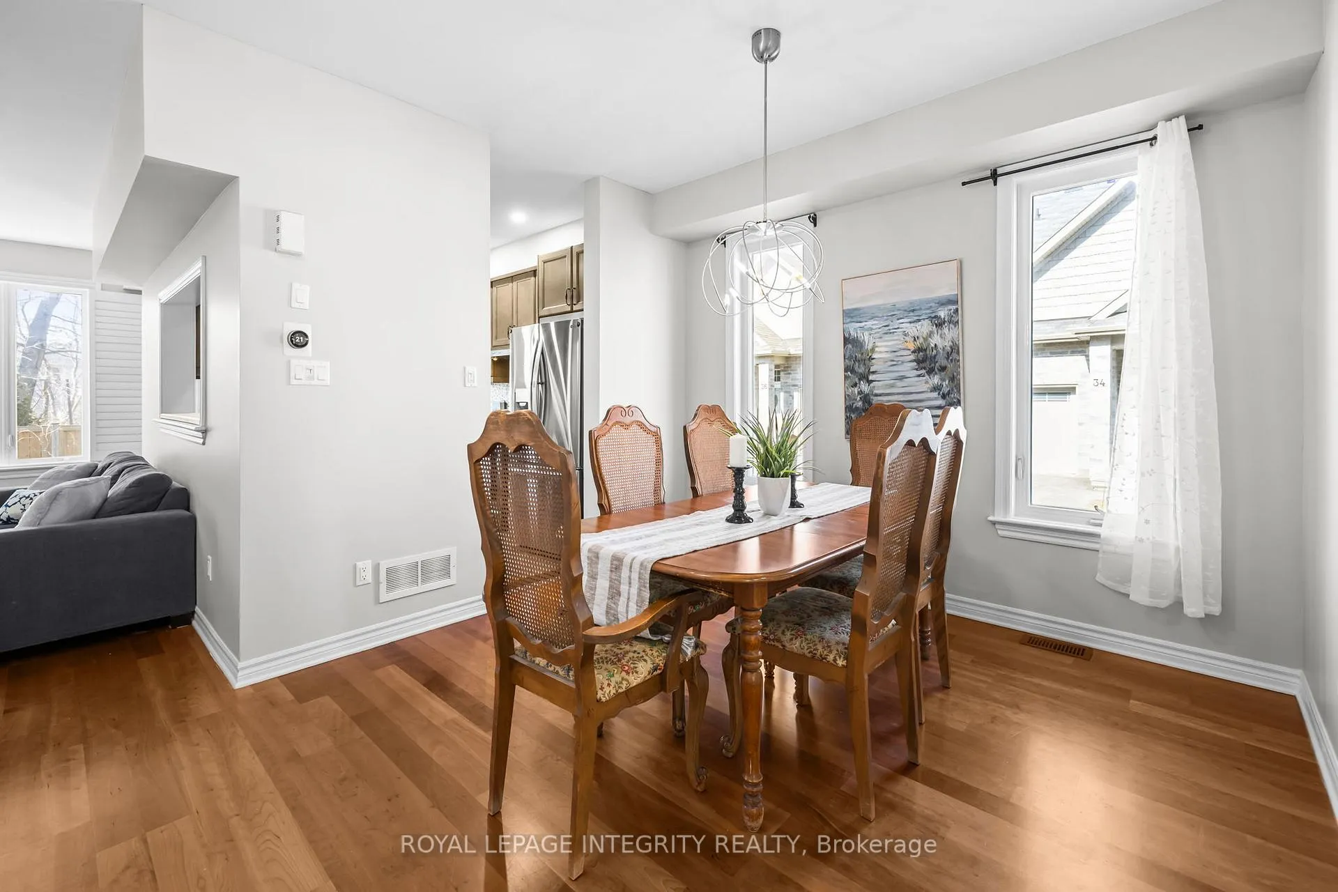 Photo 6 of 27 Orange Blossom Private, Ottawa, Blossom Park/Leitrim — HOMEH