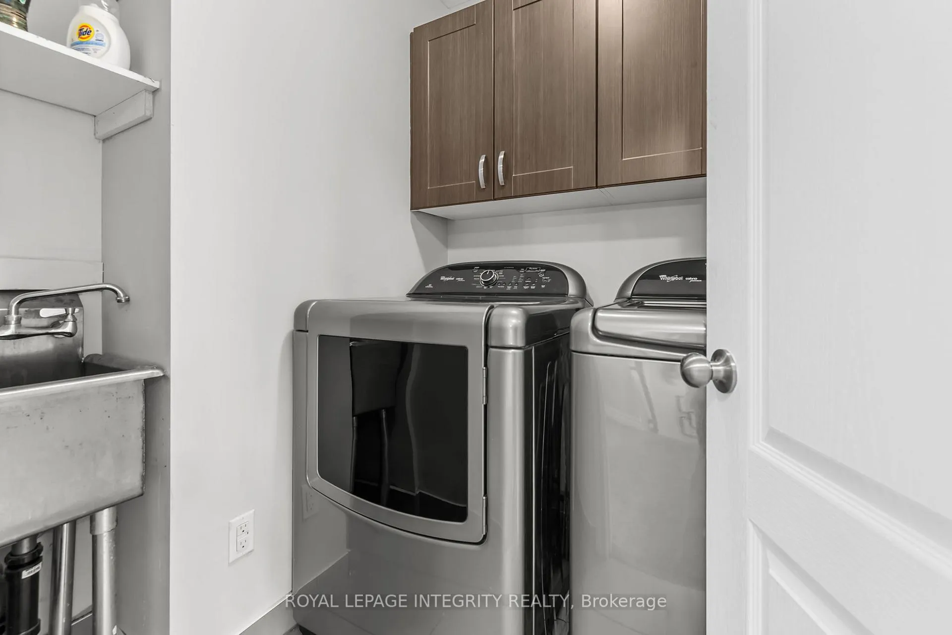 Photo 29 of 27 Orange Blossom Private, Ottawa, Blossom Park/Leitrim — HOMEH