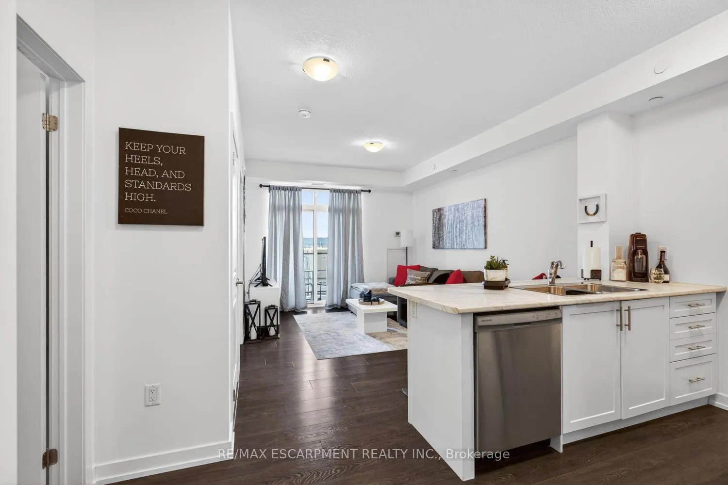 Photo 12 of Unit 419, 101 Shoreview Place, Hamilton, Lakeshore — HOMEH
