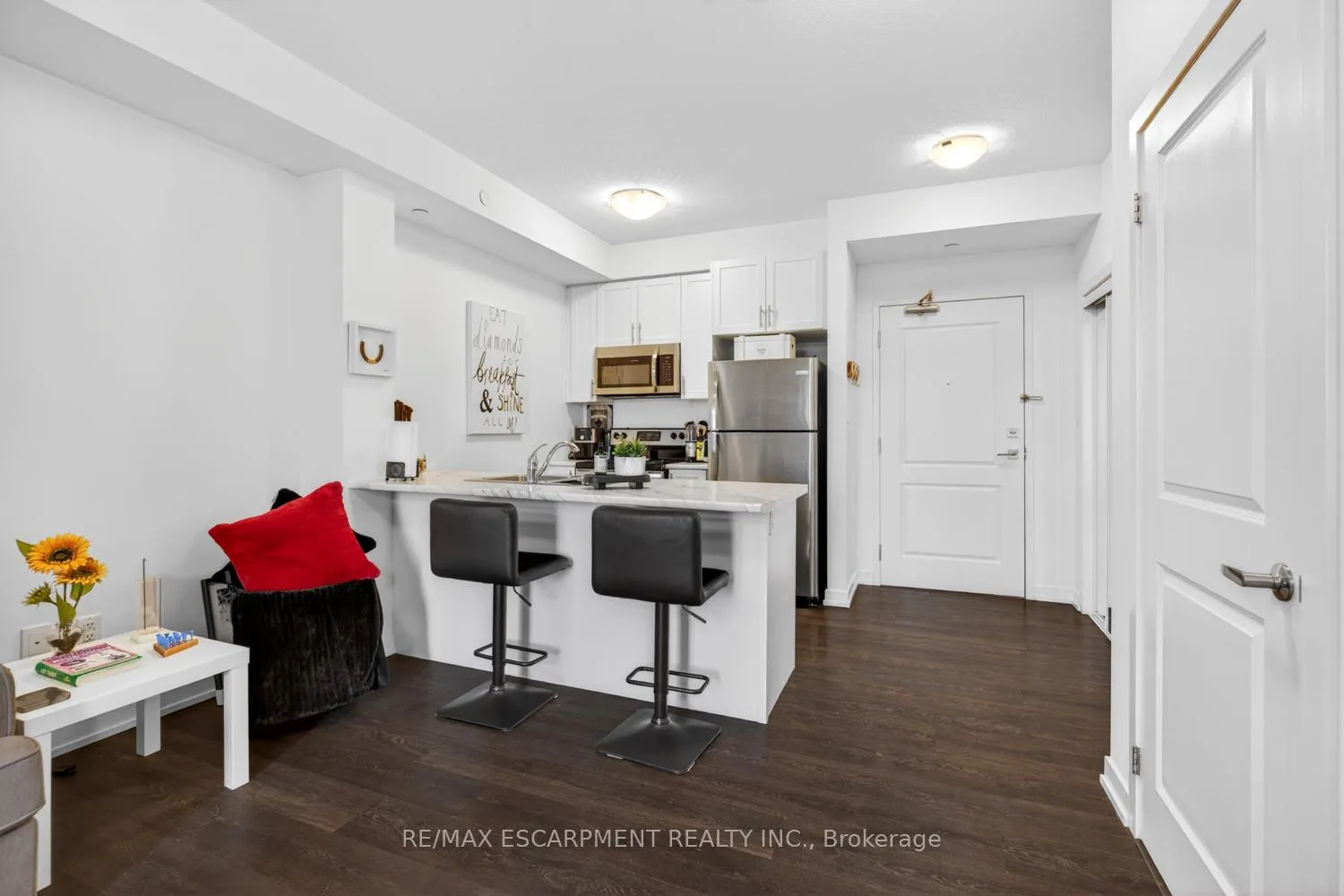 Photo 13 of Unit 419, 101 Shoreview Place, Hamilton, Lakeshore — HOMEH