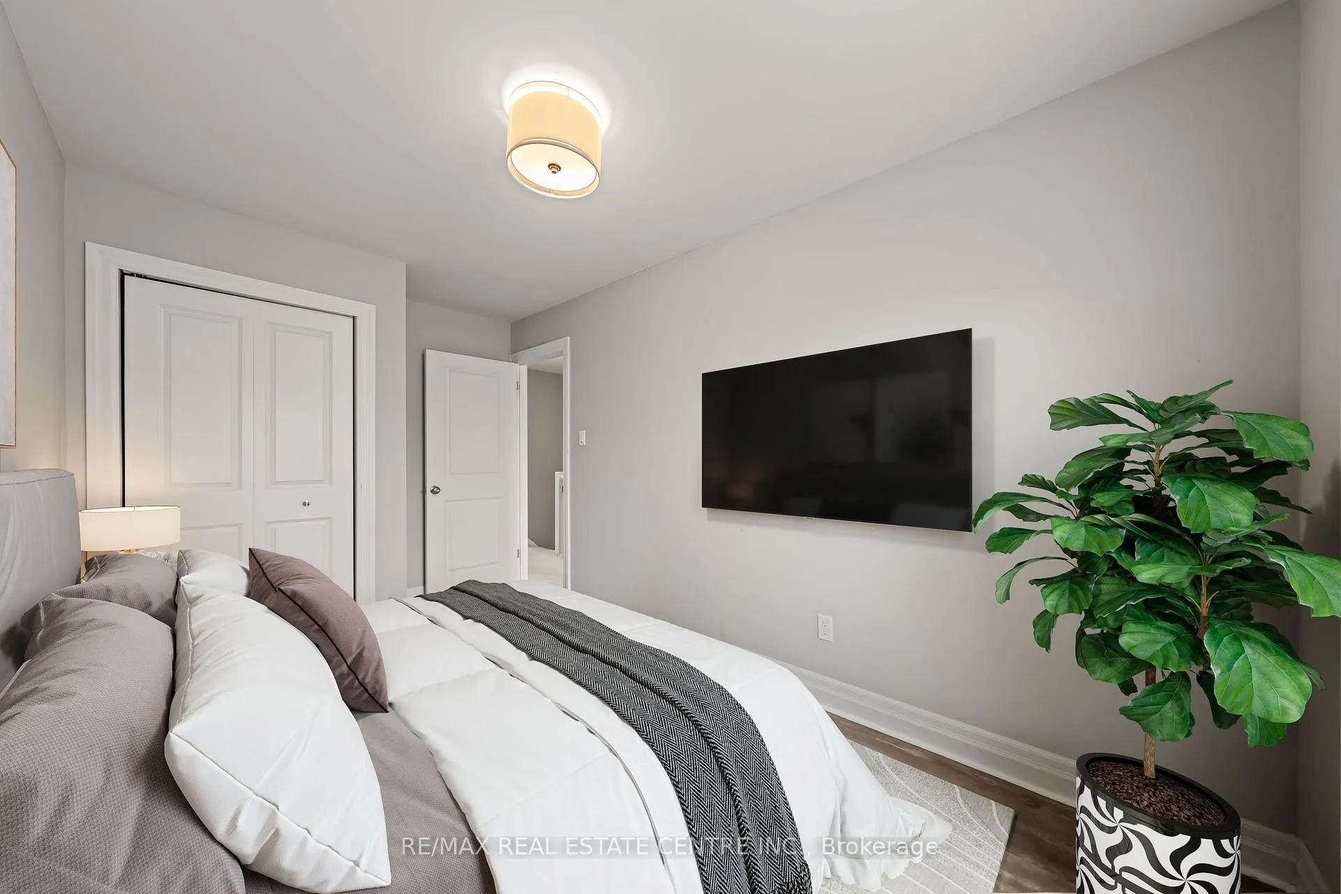 Photo 28 of Unit 5, 230 Blair Road, Cambridge — HOMEH