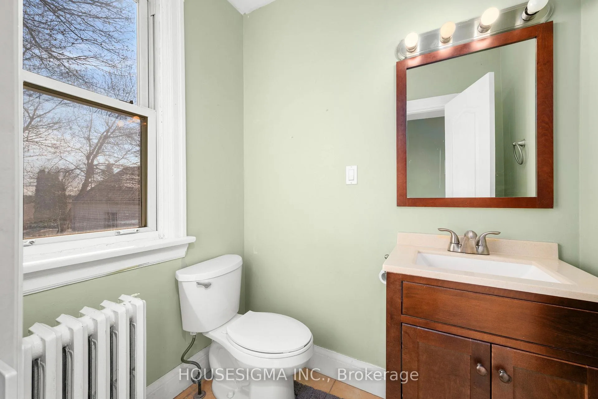 Photo 15 of 301 Gibbons Street, Oshawa, McLaughlin — HOMEH