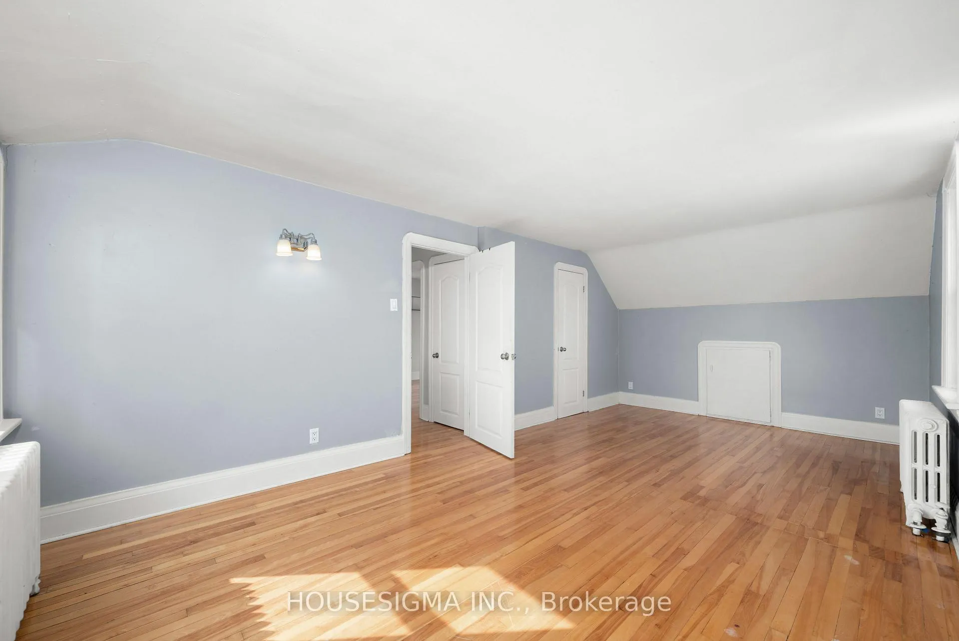 Photo 18 of 301 Gibbons Street, Oshawa, McLaughlin — HOMEH