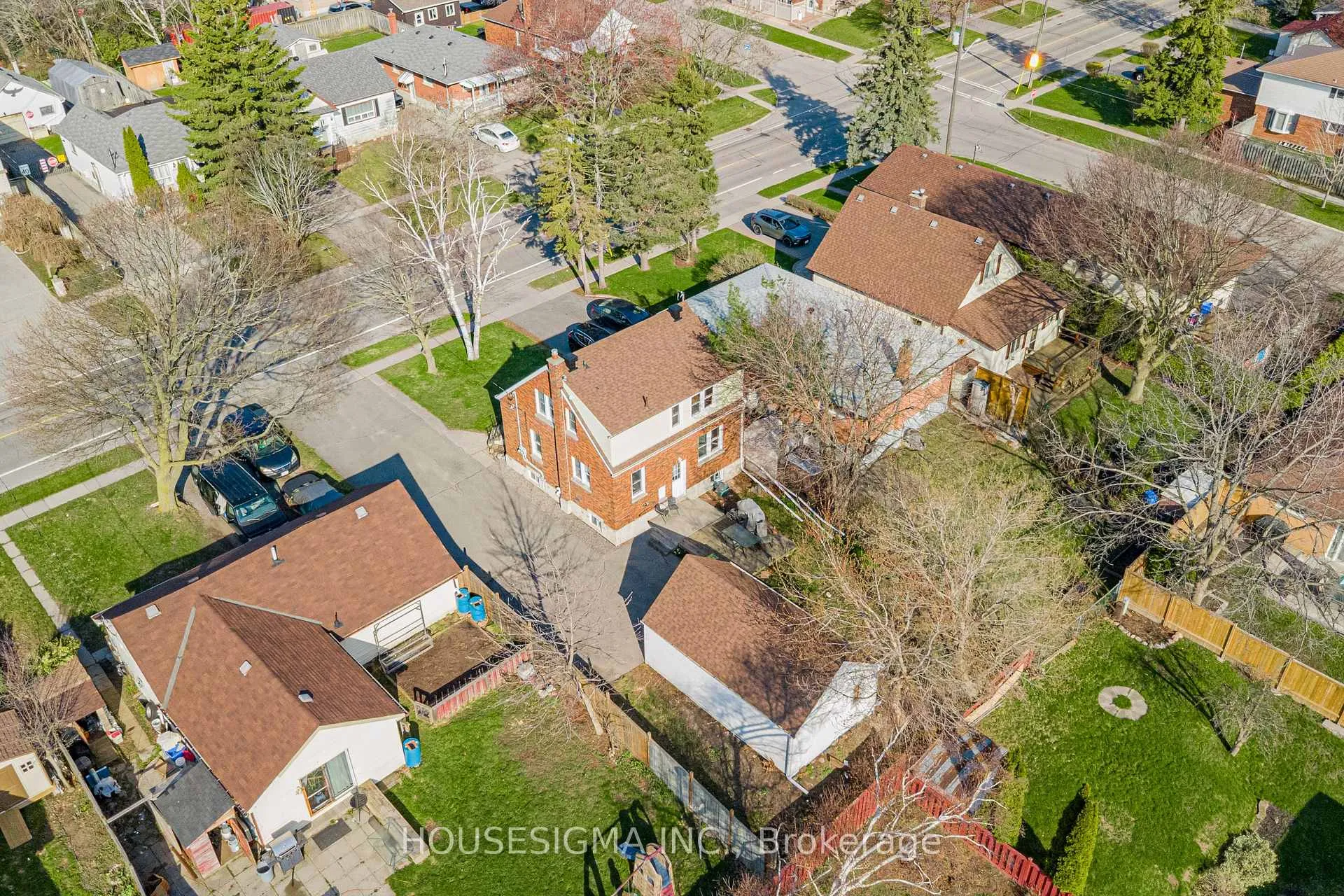 Photo 38 of 301 Gibbons Street, Oshawa, McLaughlin — HOMEH