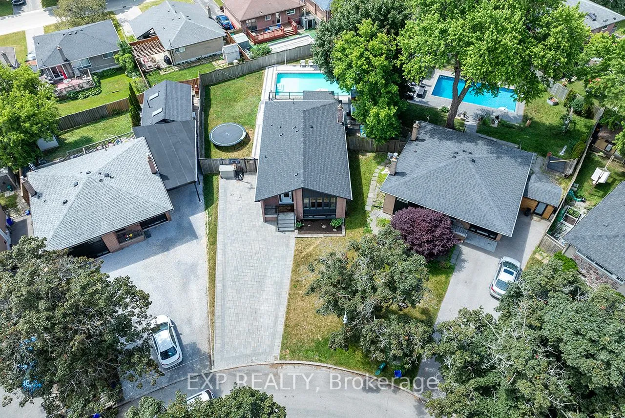 Photo 4 of 854 Antonio Street, Pickering, Bay Ridges — HOMEH