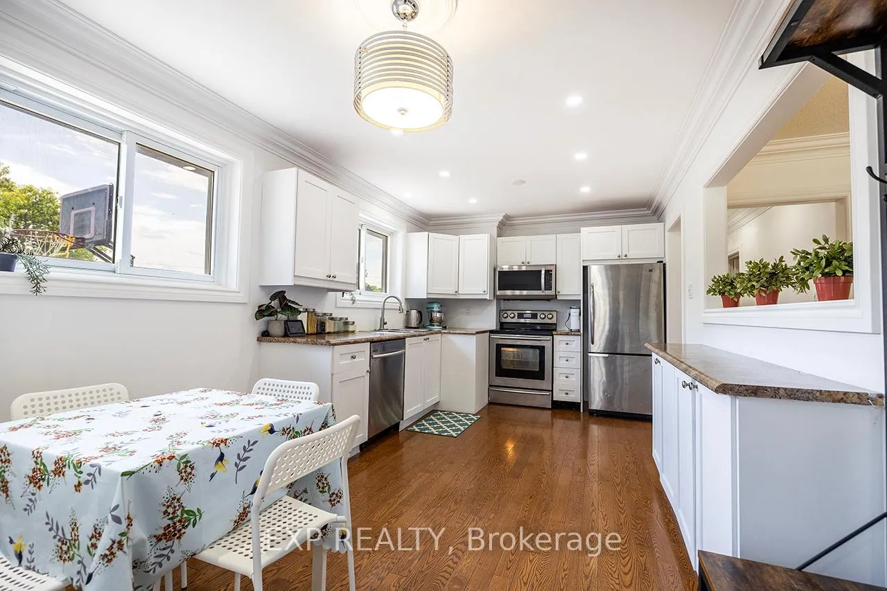 Photo 7 of 854 Antonio Street, Pickering, Bay Ridges — HOMEH