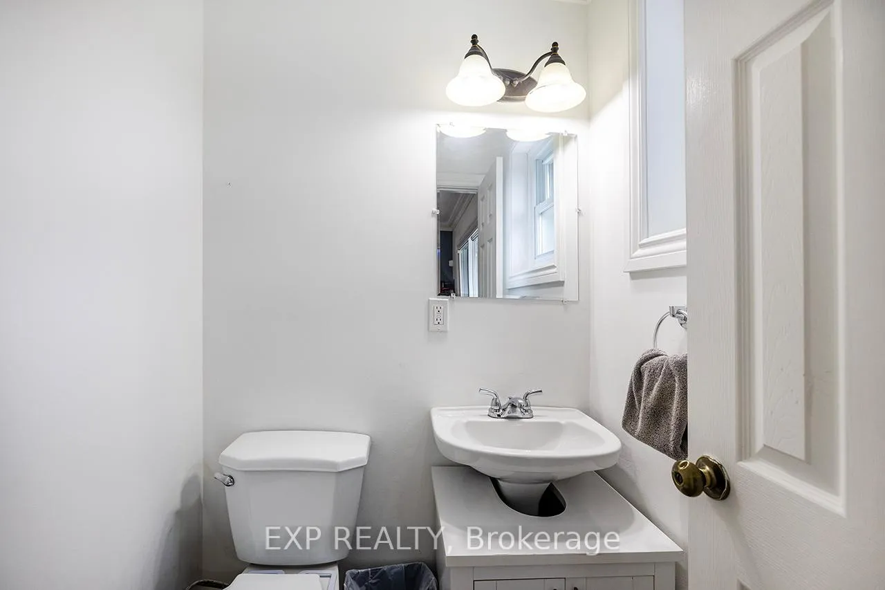 Photo 16 of 854 Antonio Street, Pickering, Bay Ridges — HOMEH