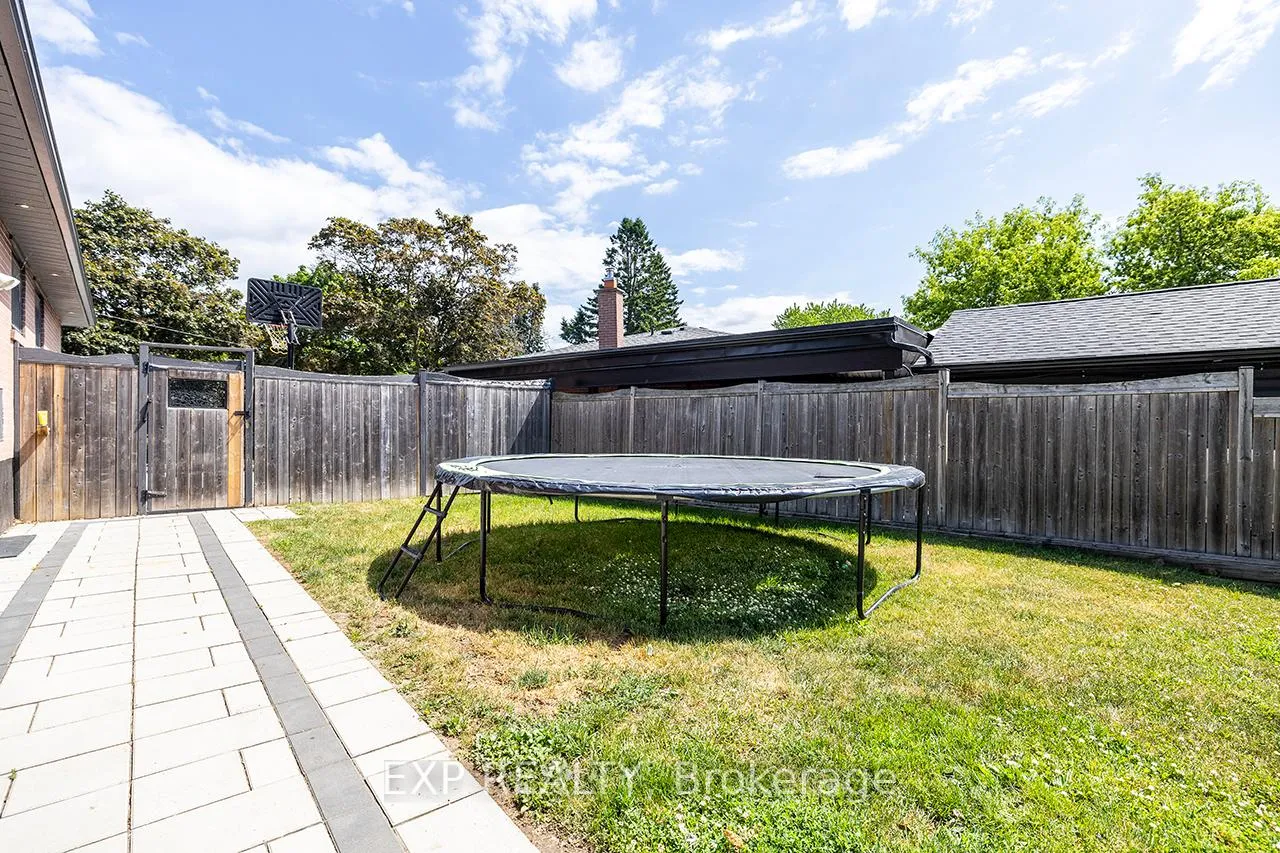 Photo 35 of 854 Antonio Street, Pickering, Bay Ridges — HOMEH