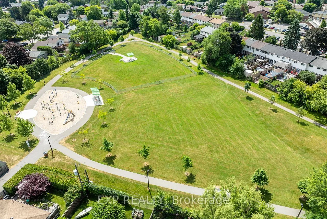 Photo 41 of 854 Antonio Street, Pickering, Bay Ridges — HOMEH