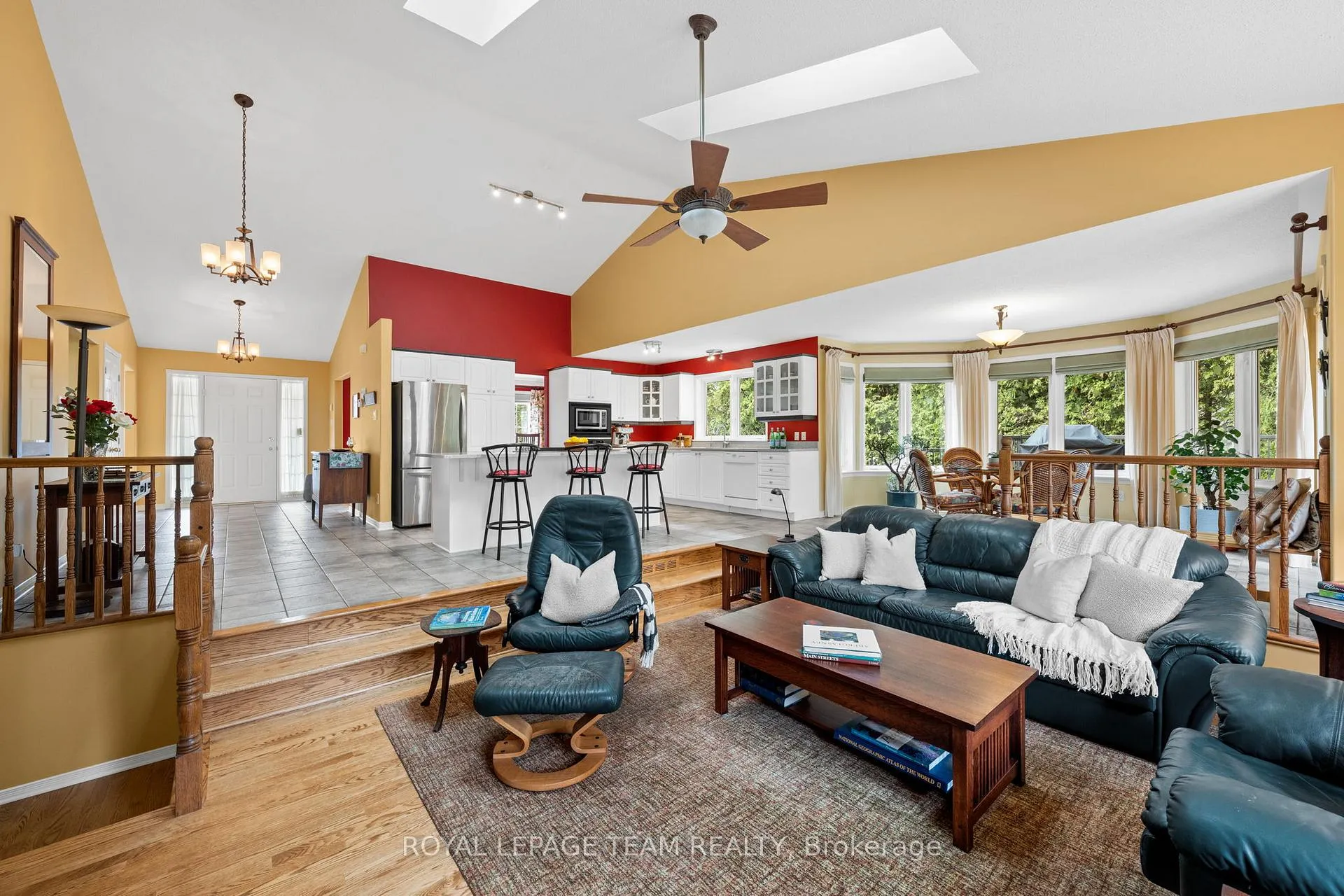 Photo 15 of 6461 Waddion Drive, Ottawa, Greely — HOMEH