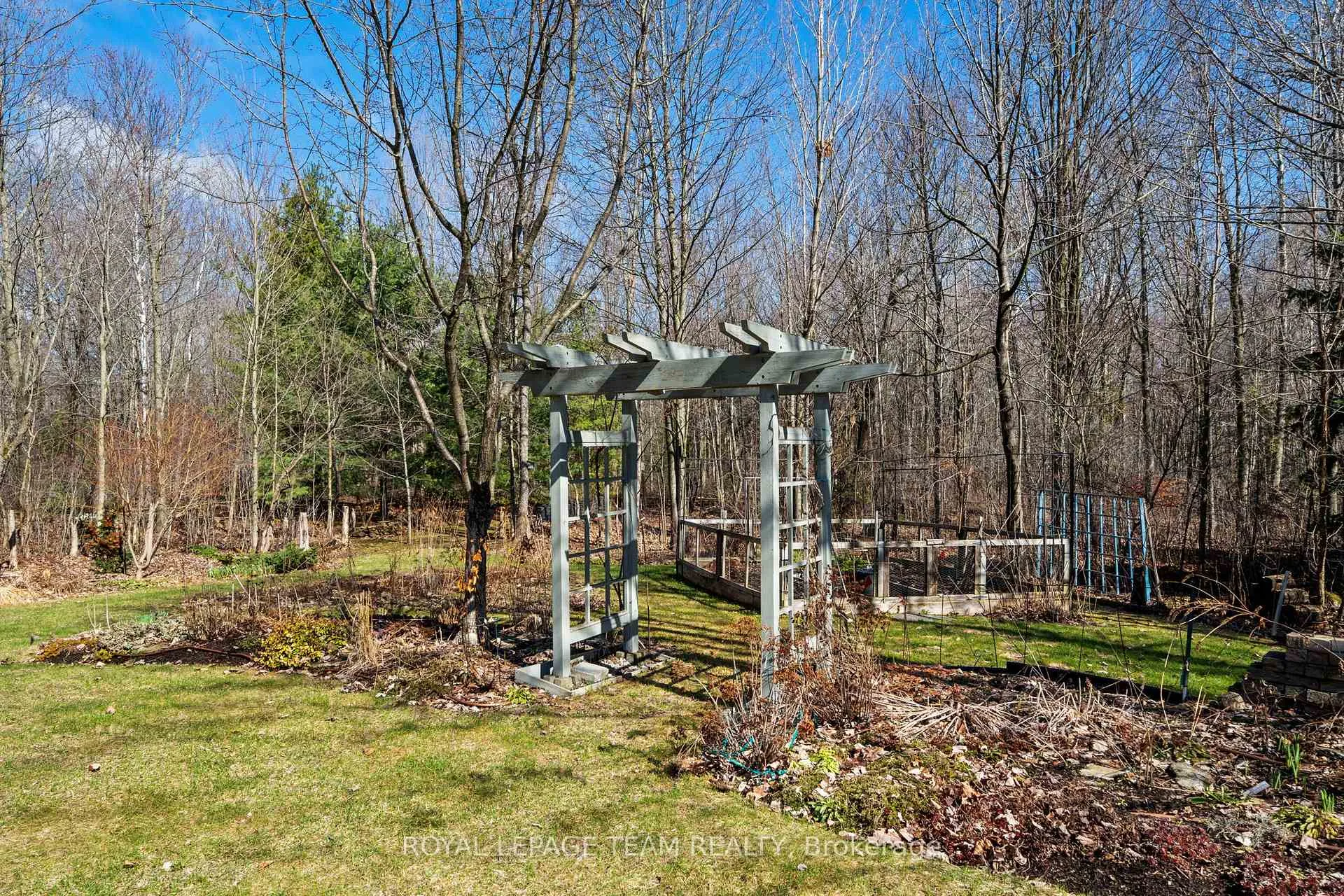 Photo 45 of 6461 Waddion Drive, Ottawa, Greely — HOMEH