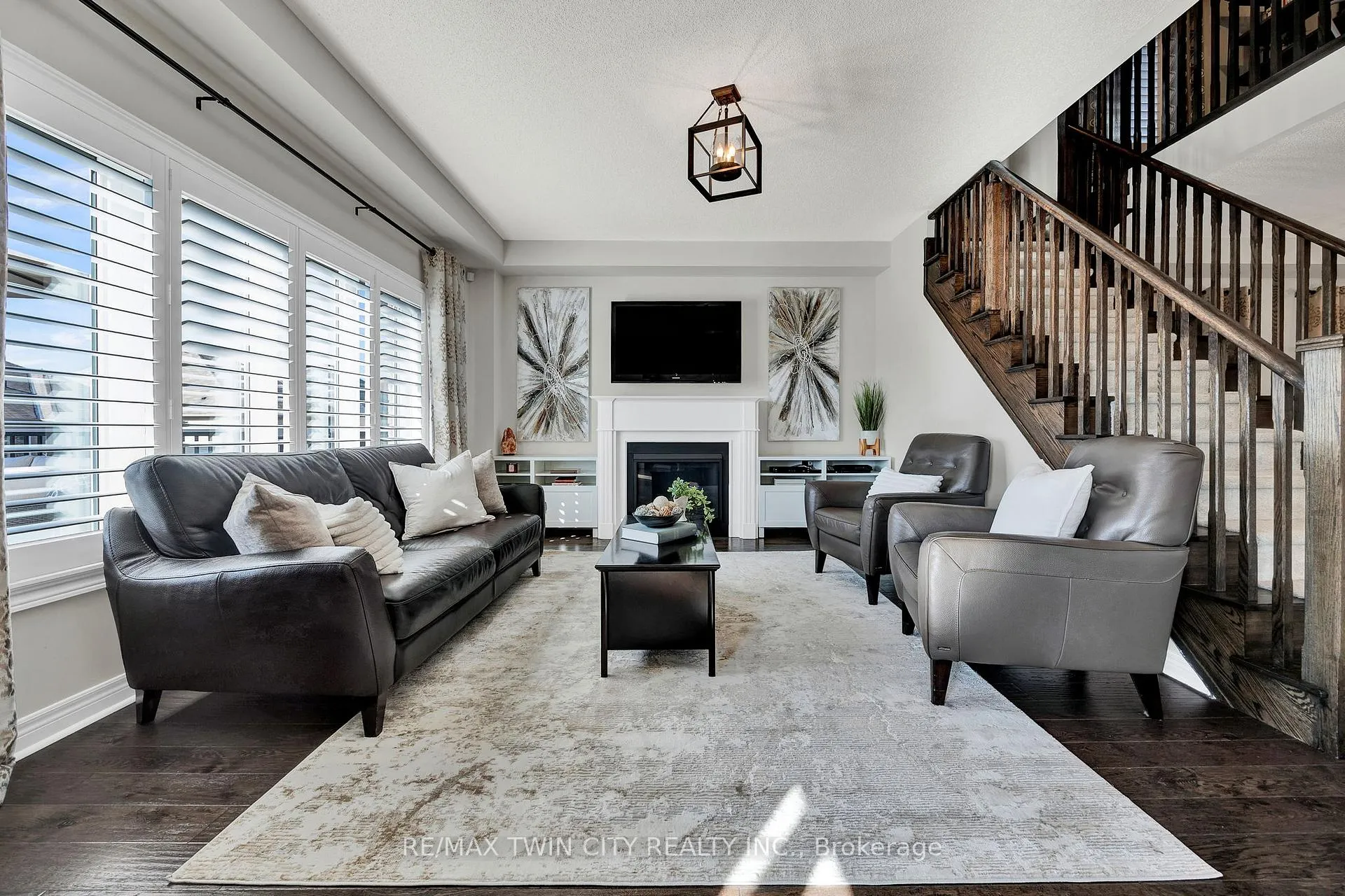 Photo 5 of 15 Pieter Vos Drive, Kitchener — HOMEH