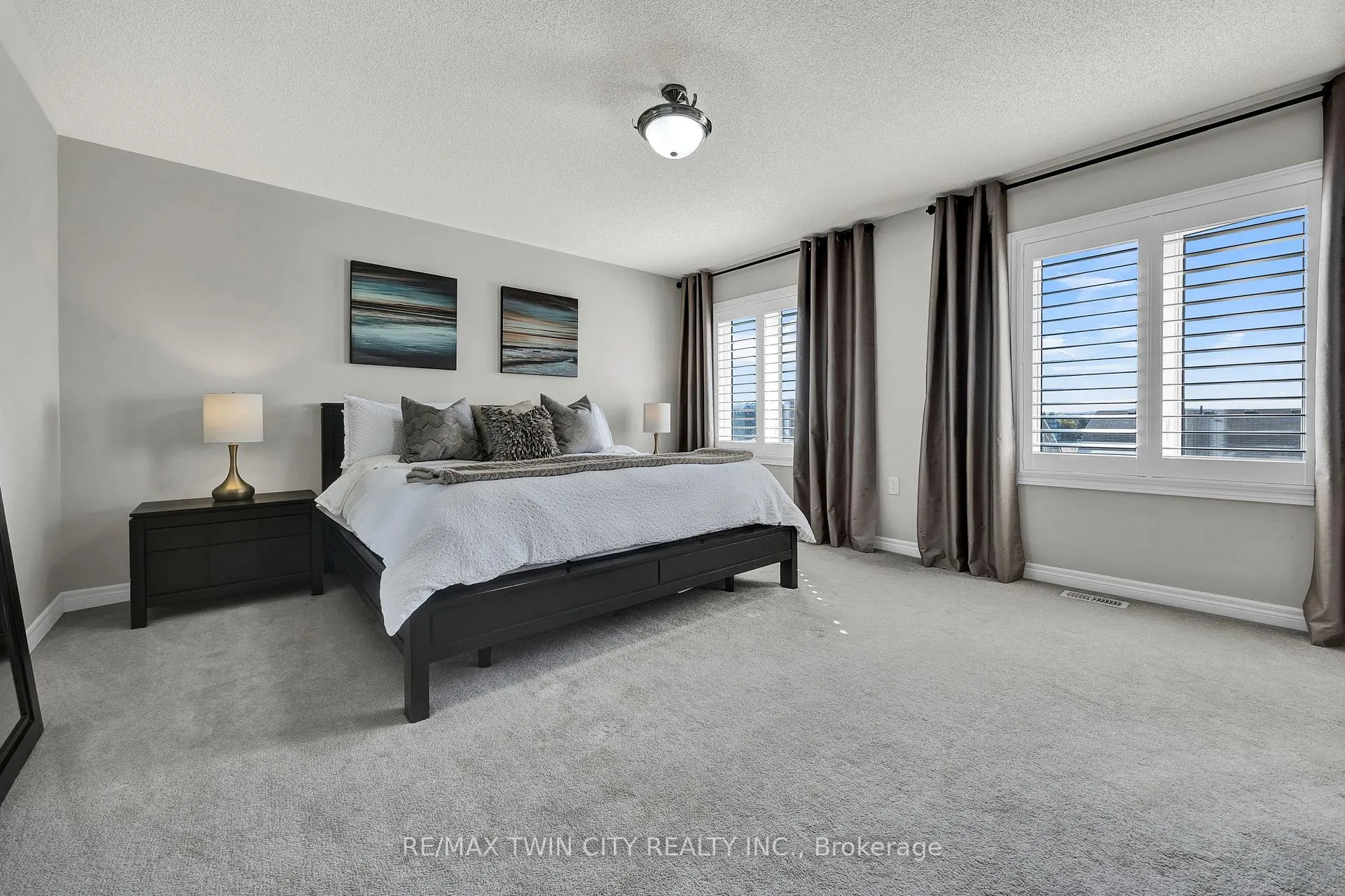 Photo 12 of 15 Pieter Vos Drive, Kitchener — HOMEH