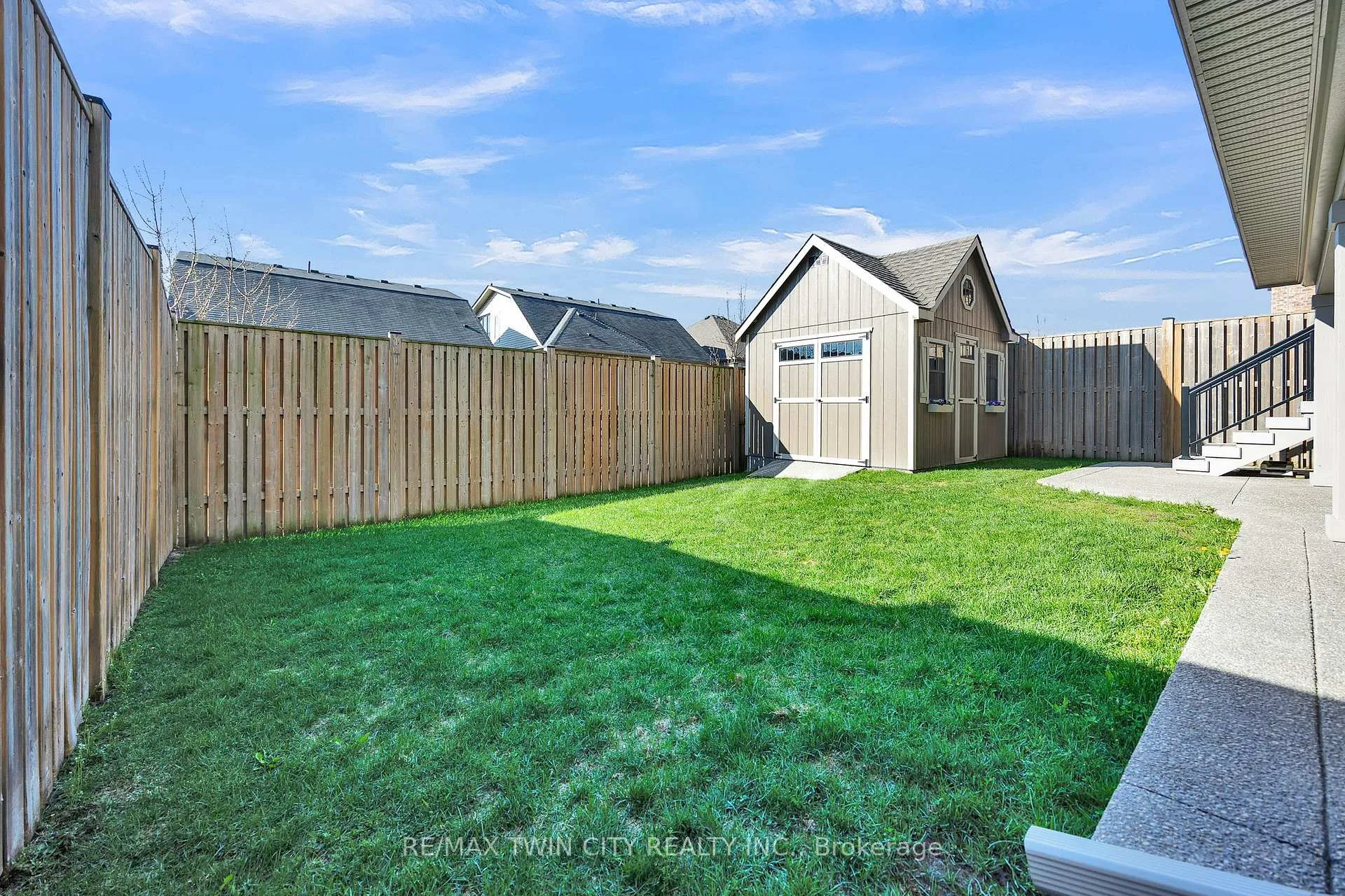 Photo 41 of 15 Pieter Vos Drive, Kitchener — HOMEH