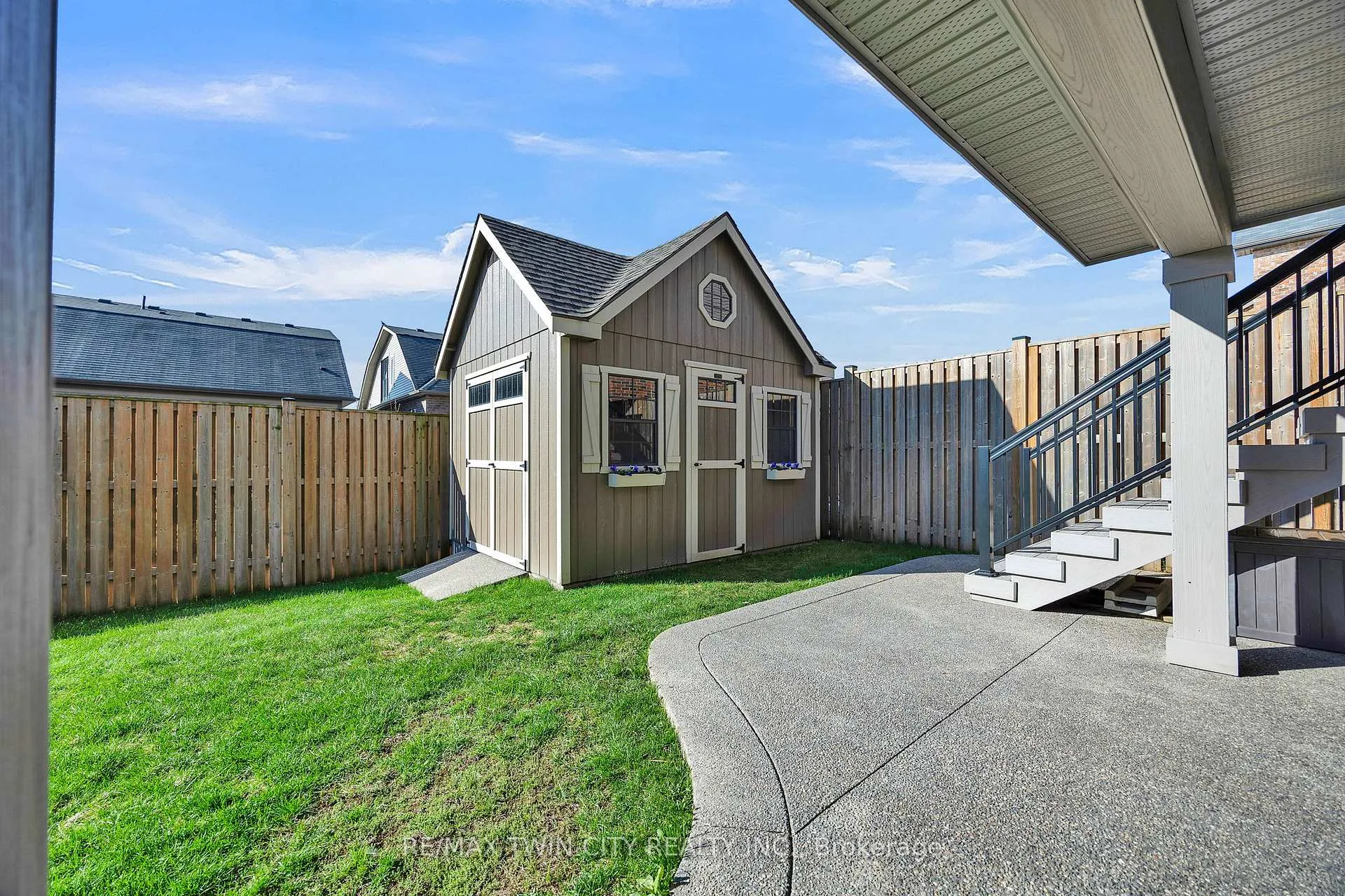 Photo 43 of 15 Pieter Vos Drive, Kitchener — HOMEH