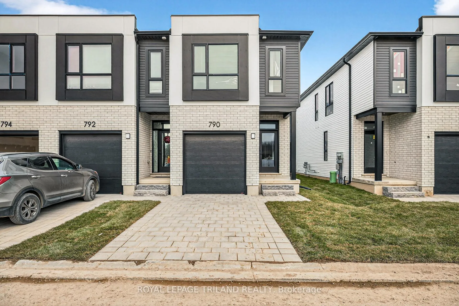 Front of 772 Banyan Lane