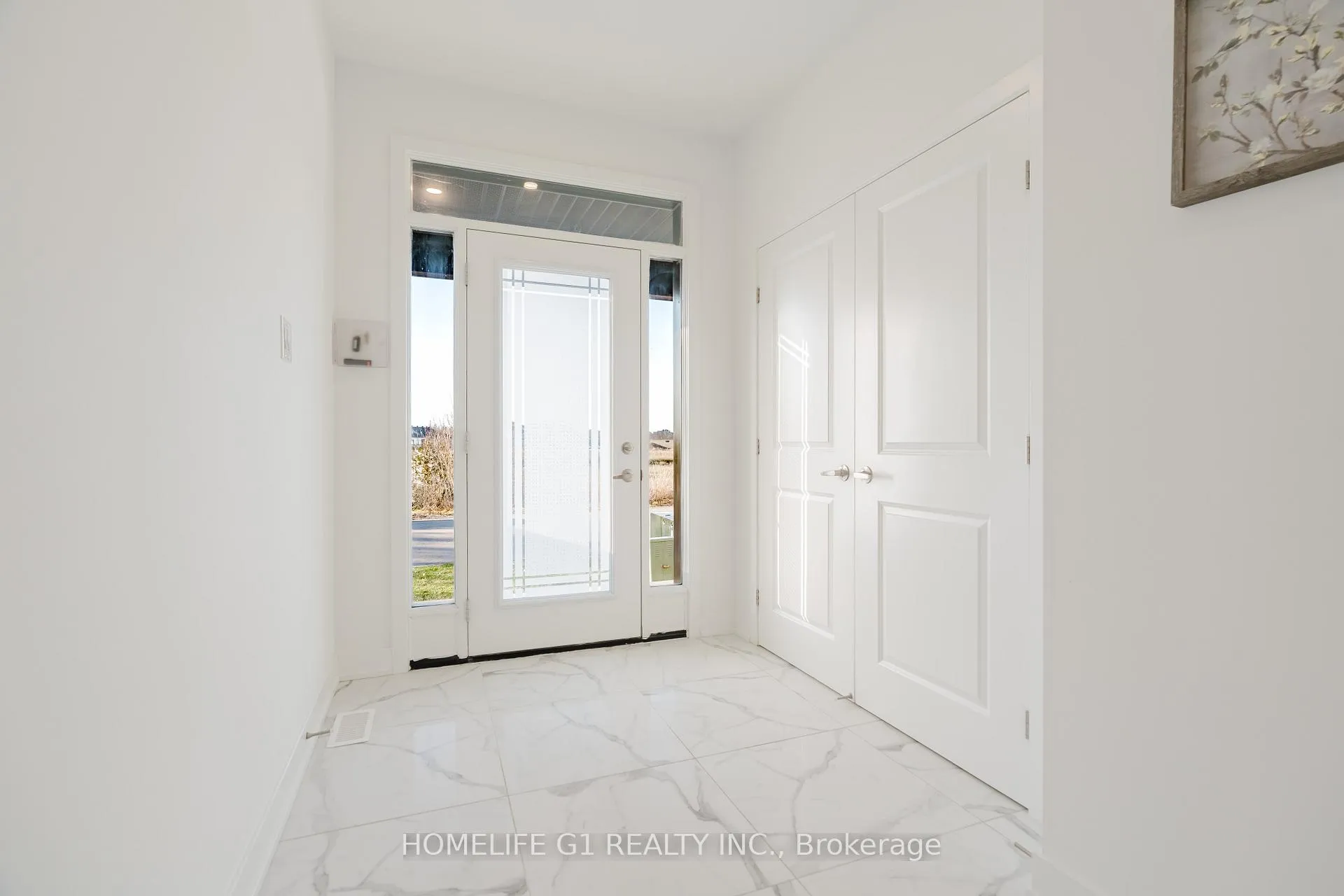 Photo 6 of 45 Moosonee Crescent, Ottawa, Riverside South/Gloucester Glen — HOMEH