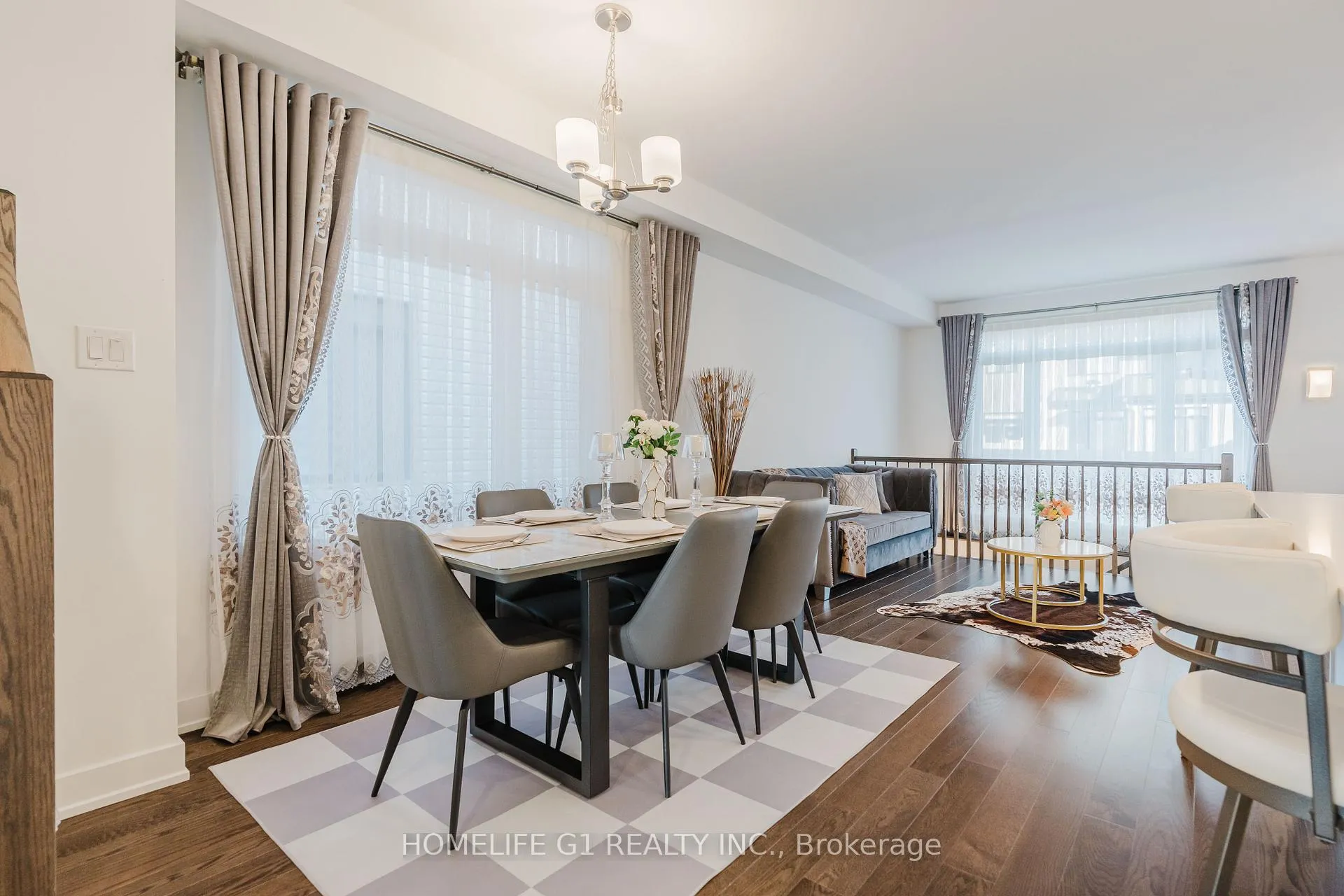 Photo 15 of 45 Moosonee Crescent, Ottawa, Riverside South/Gloucester Glen — HOMEH