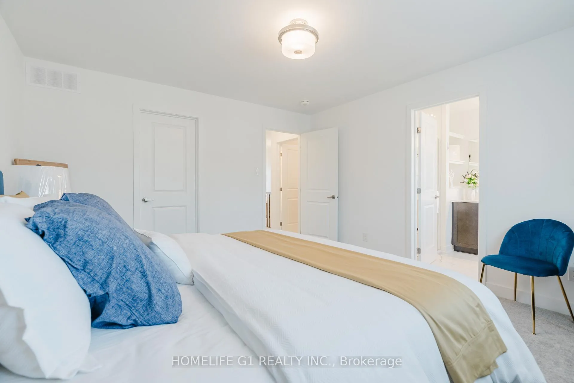Photo 26 of 45 Moosonee Crescent, Ottawa, Riverside South/Gloucester Glen — HOMEH