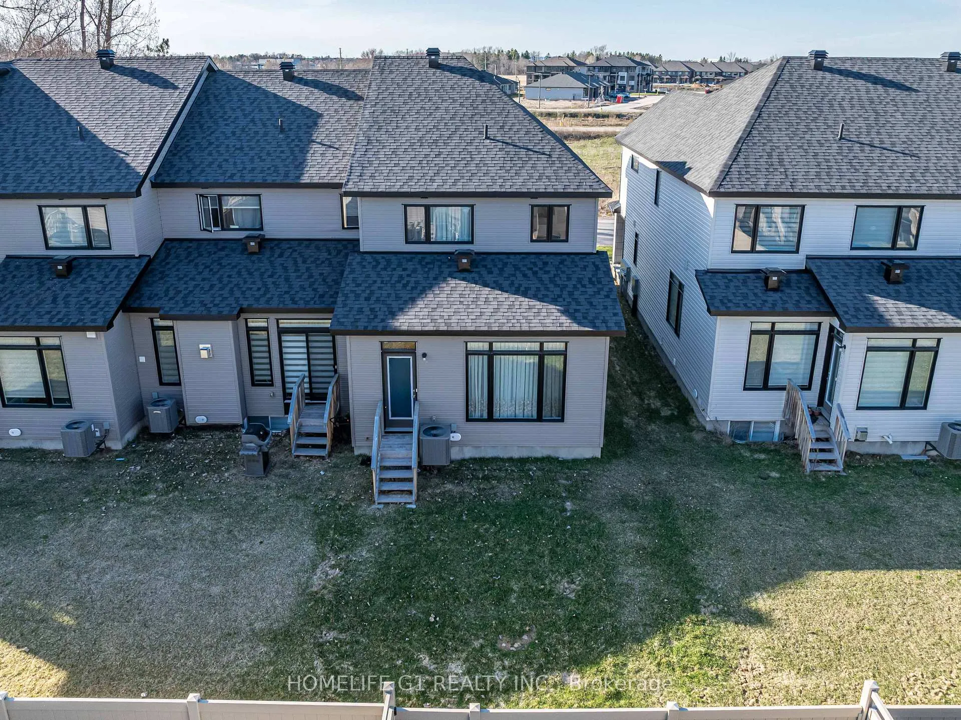 Photo 43 of 45 Moosonee Crescent, Ottawa, Riverside South/Gloucester Glen — HOMEH