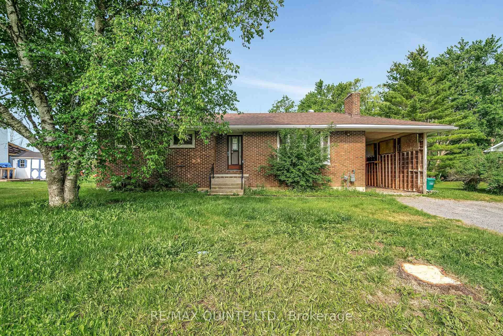 Photo 1 of 403 Whites Road, Quinte West, Sidney Ward — HOMEH
