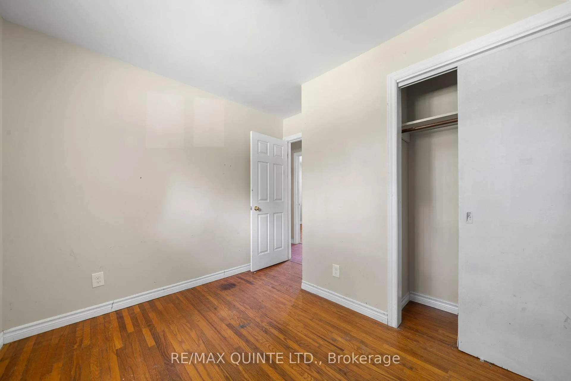 Photo 22 of 403 Whites Road, Quinte West, Sidney Ward — HOMEH