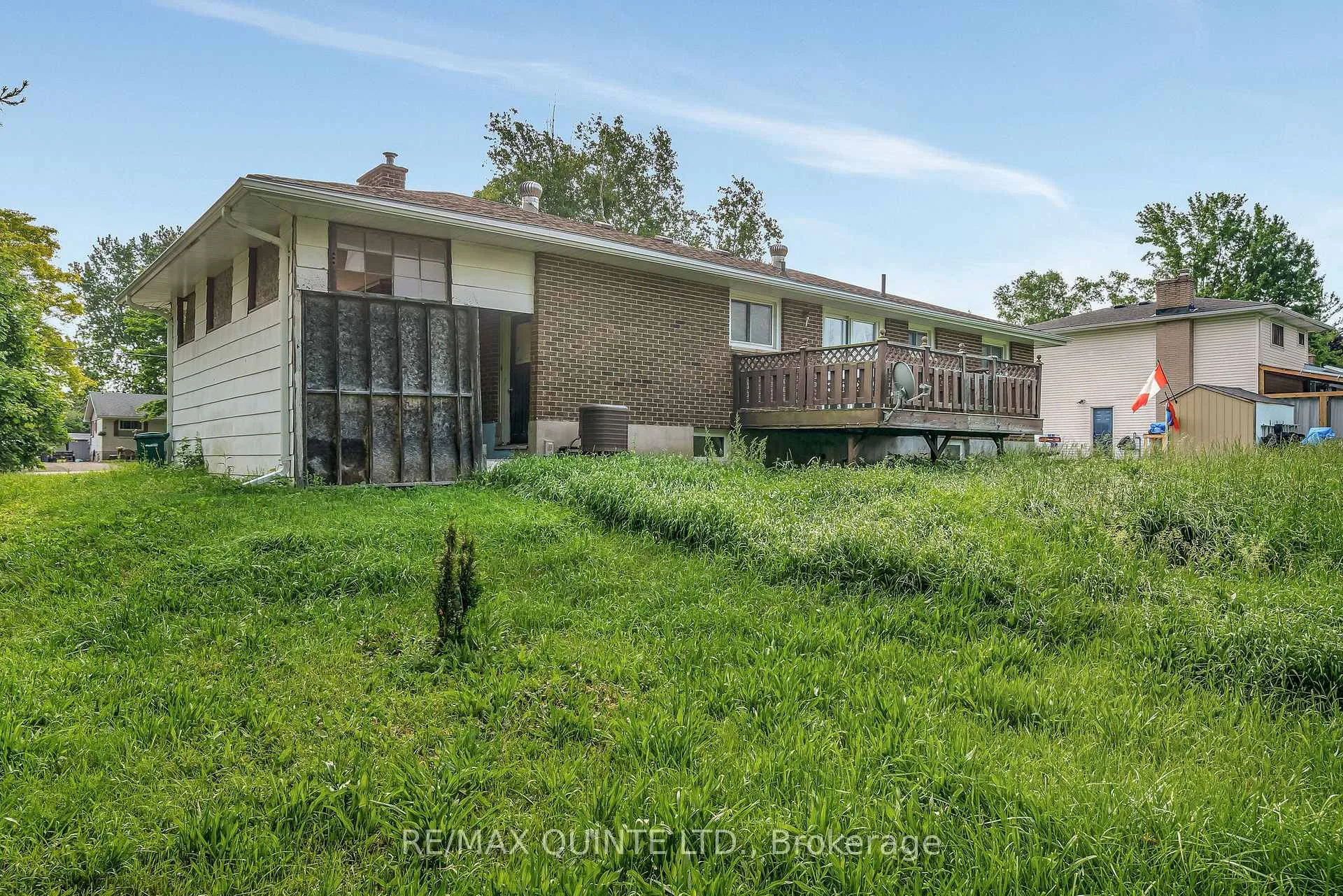 Photo 33 of 403 Whites Road, Quinte West, Sidney Ward — HOMEH