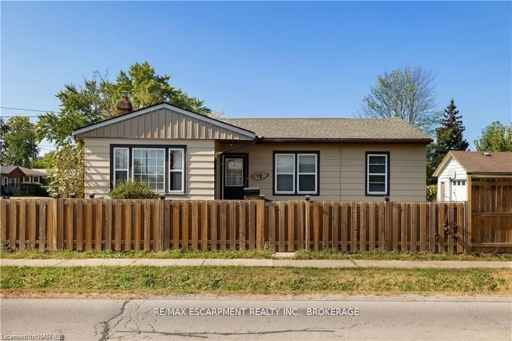 Front of Unit Lower, 12 Ferndale Avenue