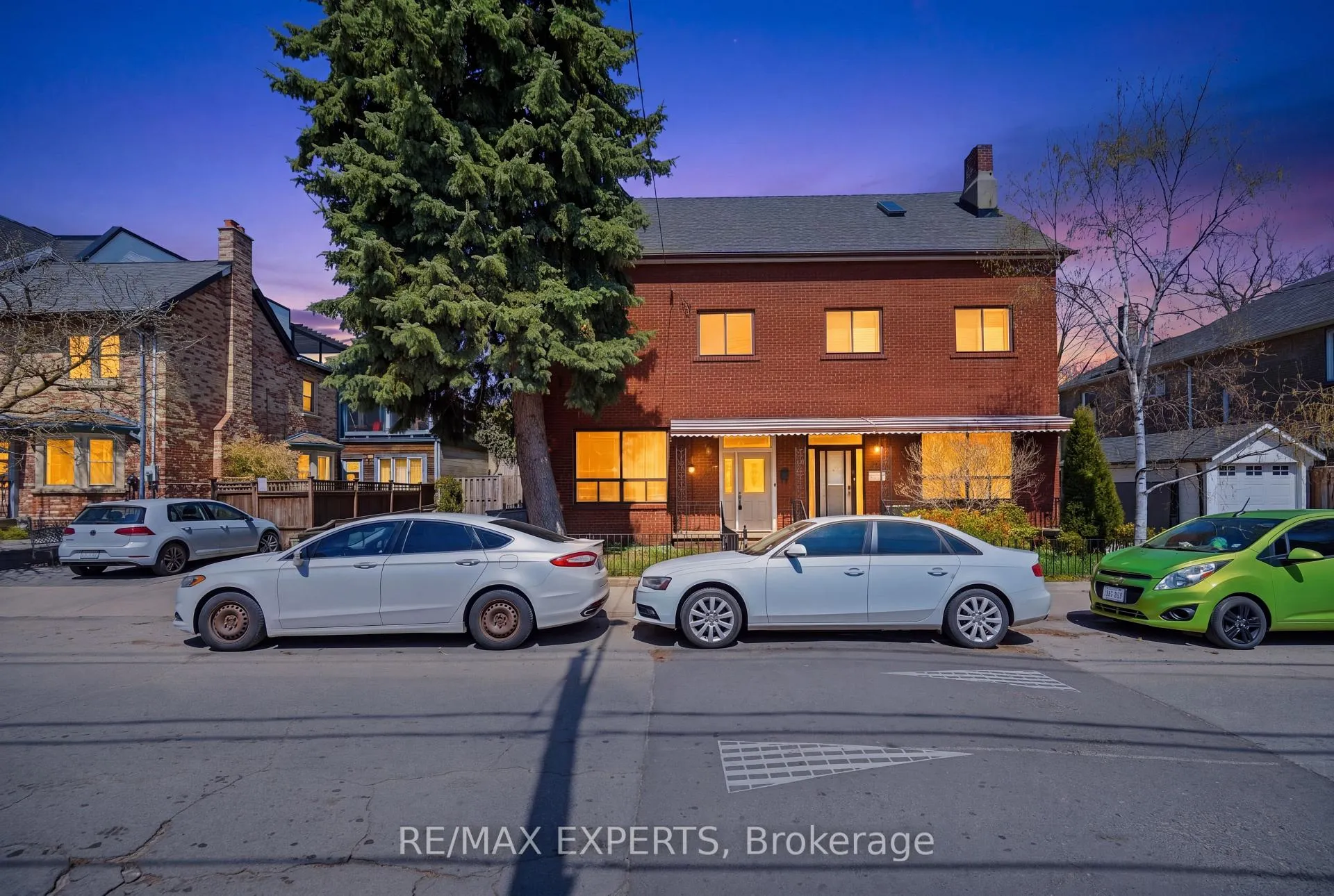 Photo 2 of 136 Harrison Street, Toronto, Trinity-Bellwoods — HOMEH