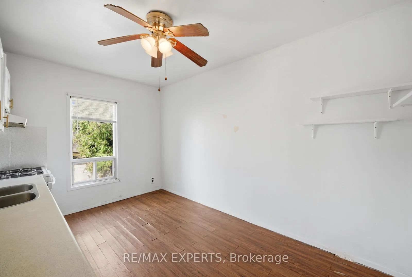 Photo 14 of 136 Harrison Street, Toronto, Trinity-Bellwoods — HOMEH