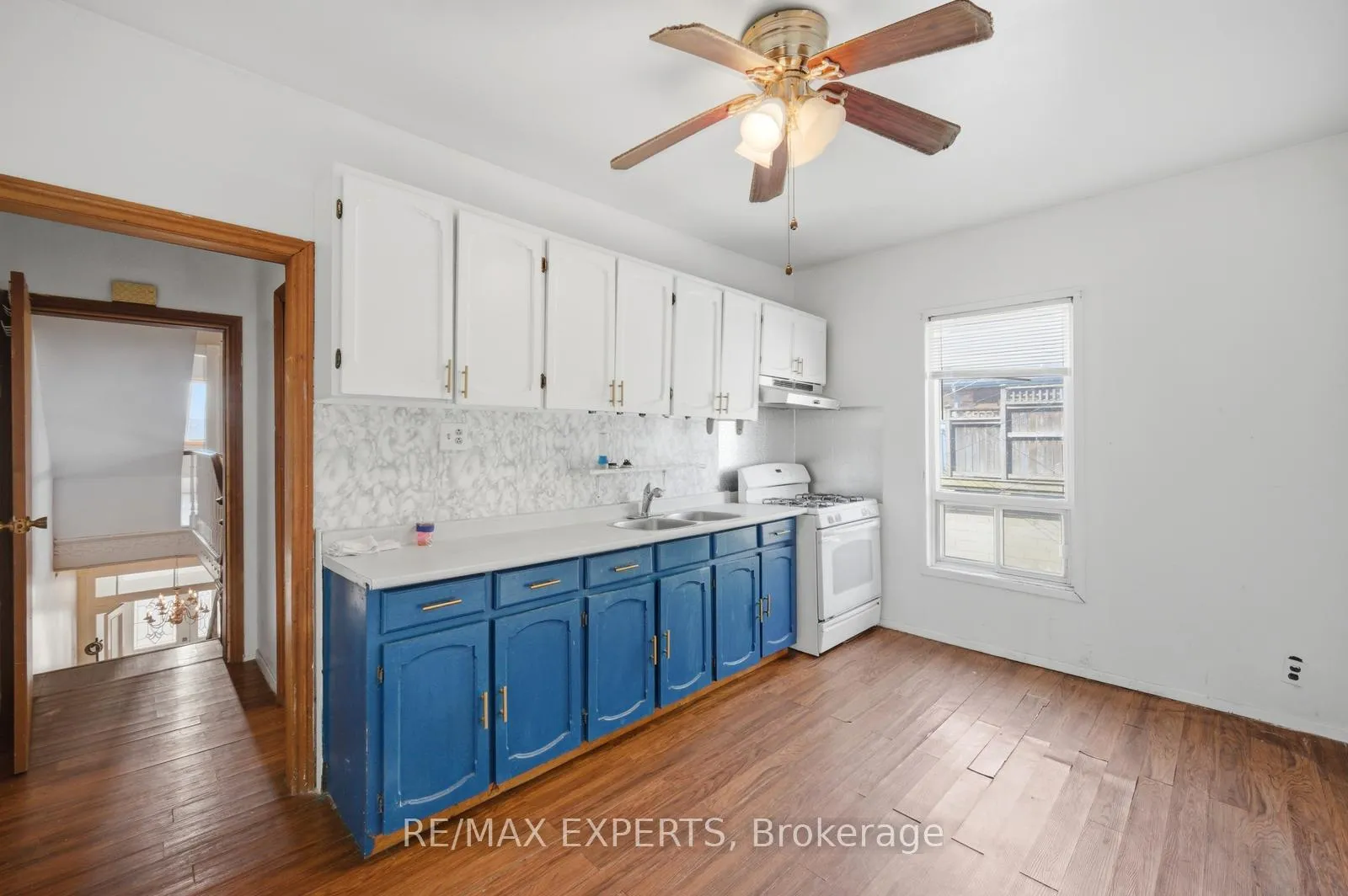 Photo 15 of 136 Harrison Street, Toronto, Trinity-Bellwoods — HOMEH