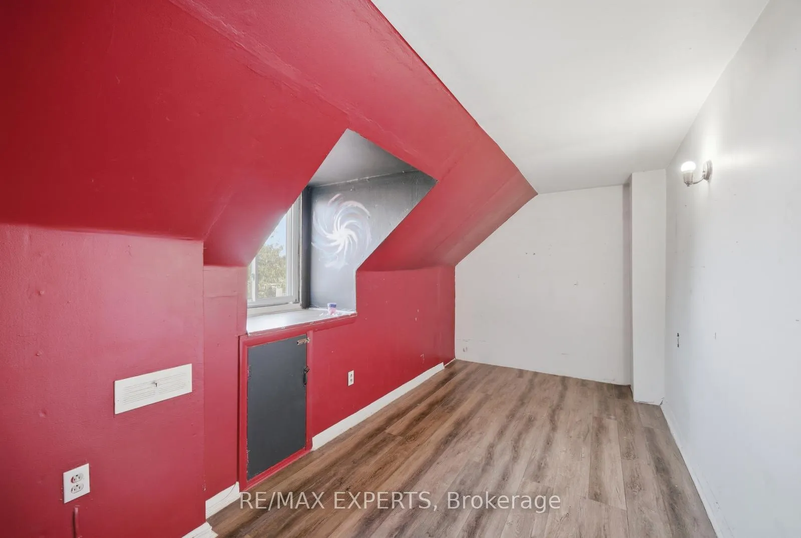 Photo 24 of 136 Harrison Street, Toronto, Trinity-Bellwoods — HOMEH