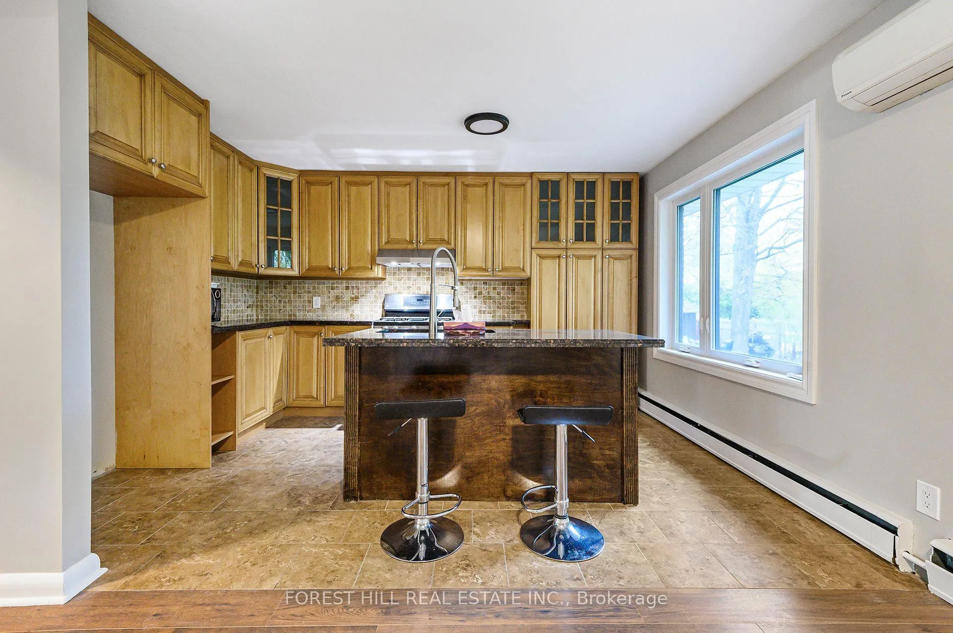 Photo 10 of Unit Main, 135 Ashbrook Court, Milton, Old Milton — HOMEH