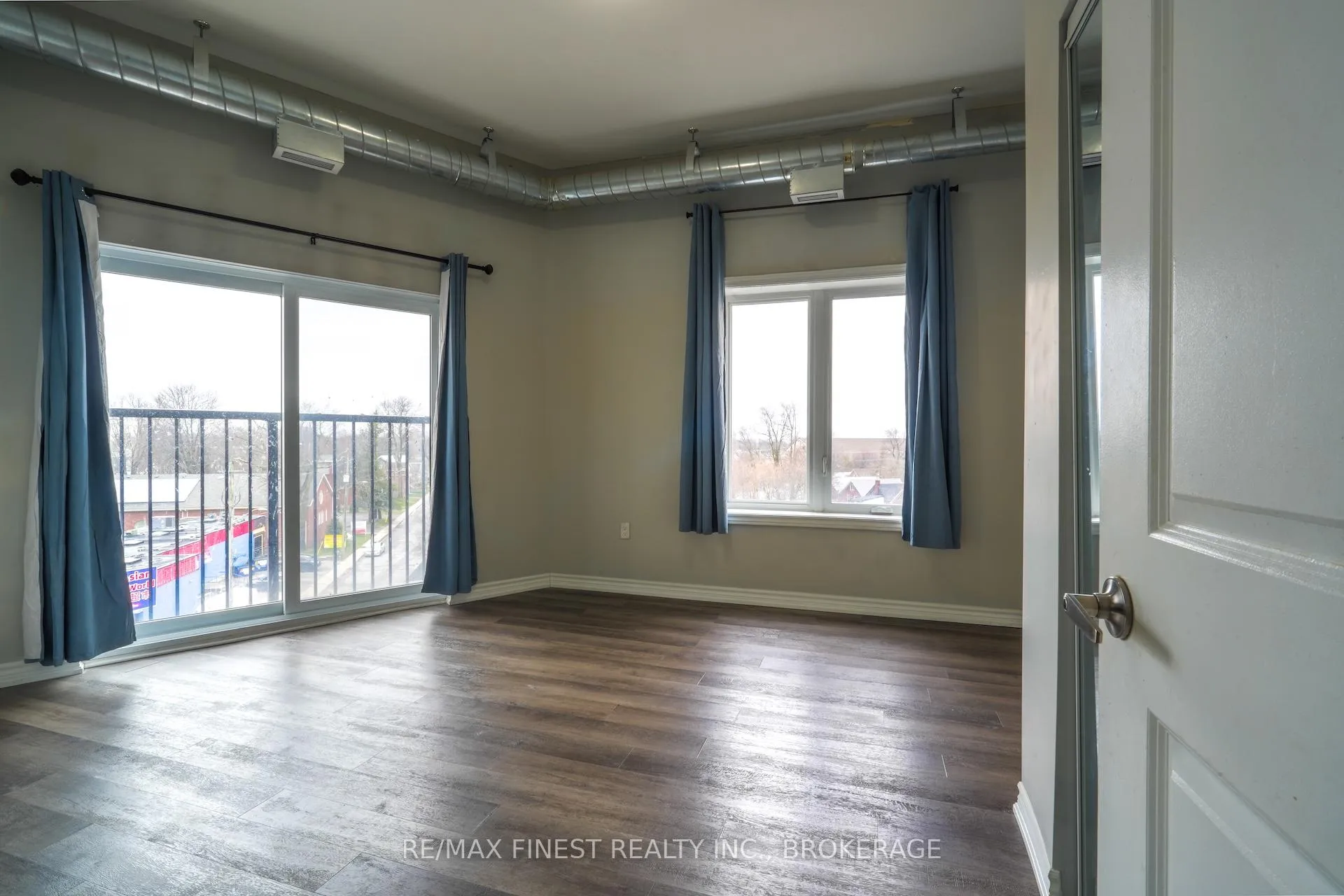 Photo 12 of Unit 501, 630 Princess Street, Kingston, Central City East — HOMEH