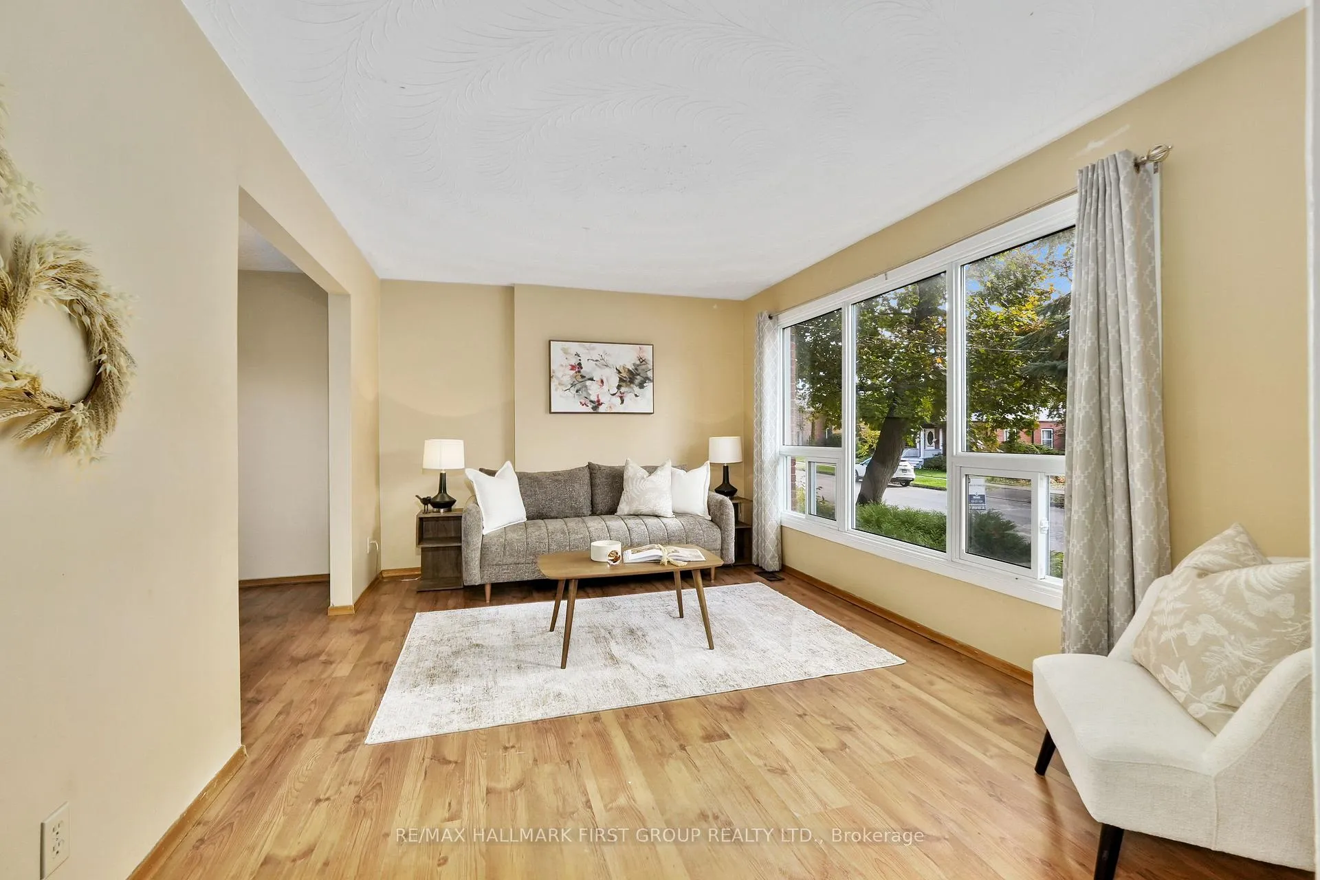 Photo 6 of 158 Queen Street, Cobourg — HOMEH