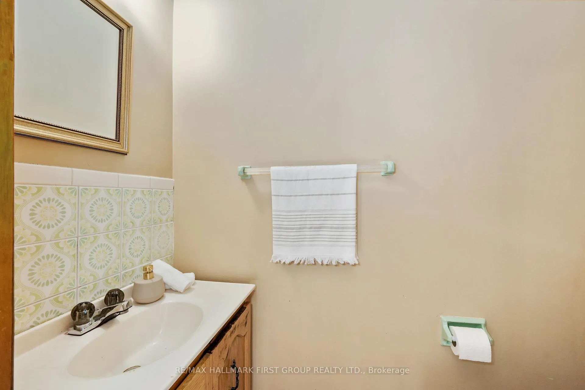 Photo 18 of 158 Queen Street, Cobourg — HOMEH
