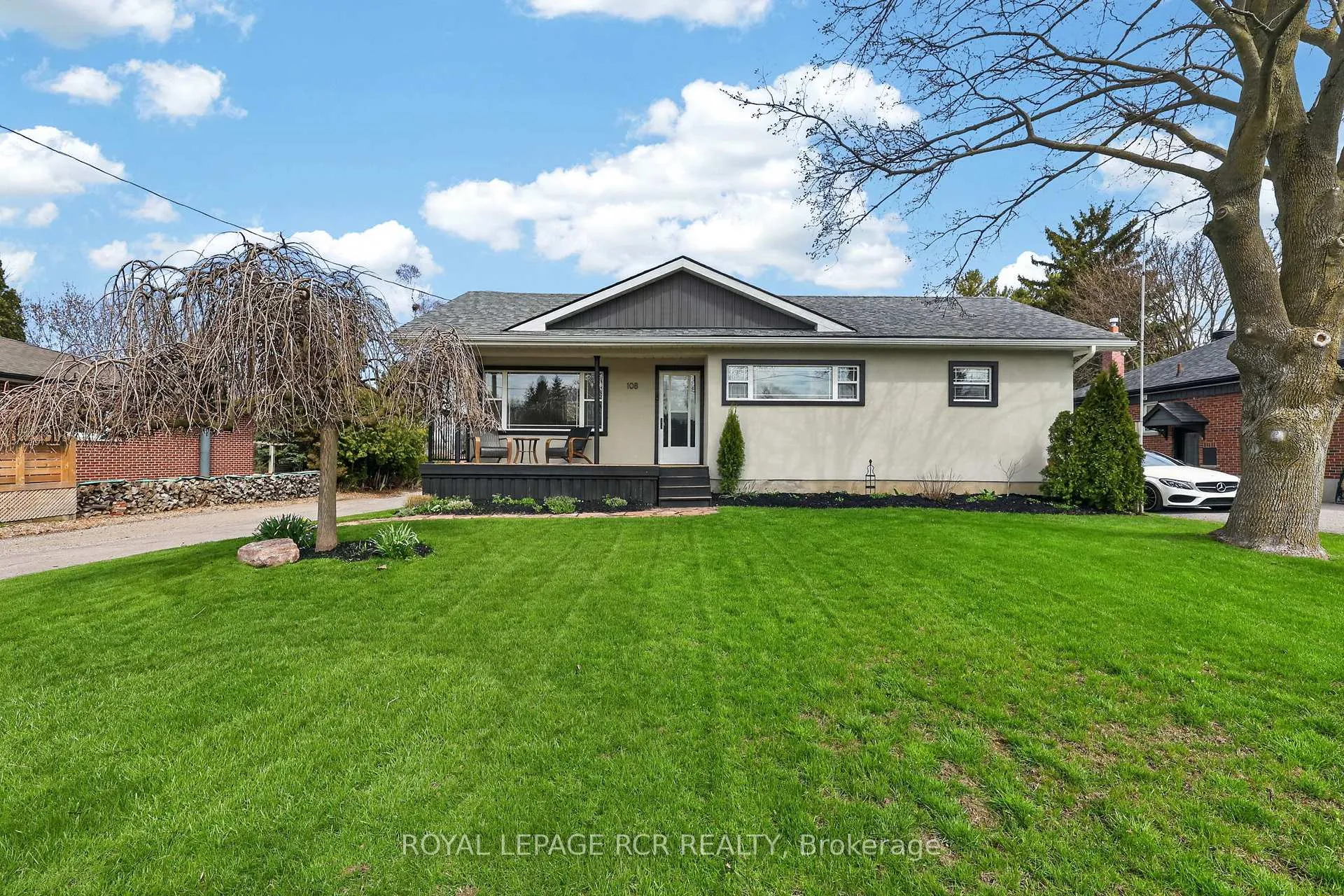 Photo 2 of 108 Allan Street, Whitby, Blue Grass Meadows — HOMEH