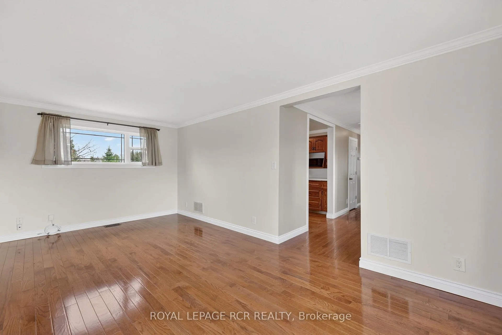 Photo 14 of 108 Allan Street, Whitby, Blue Grass Meadows — HOMEH
