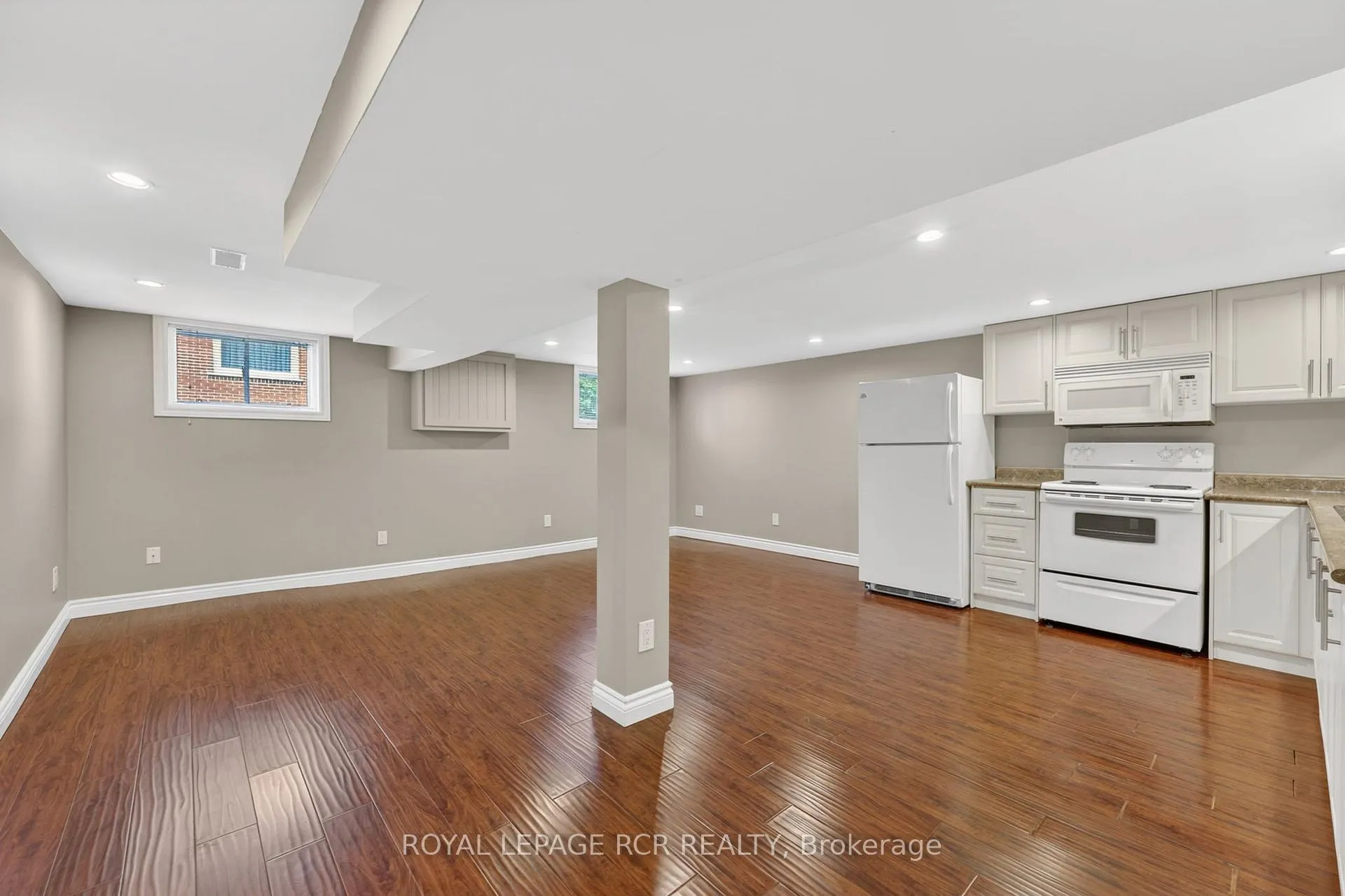 Photo 33 of 108 Allan Street, Whitby, Blue Grass Meadows — HOMEH