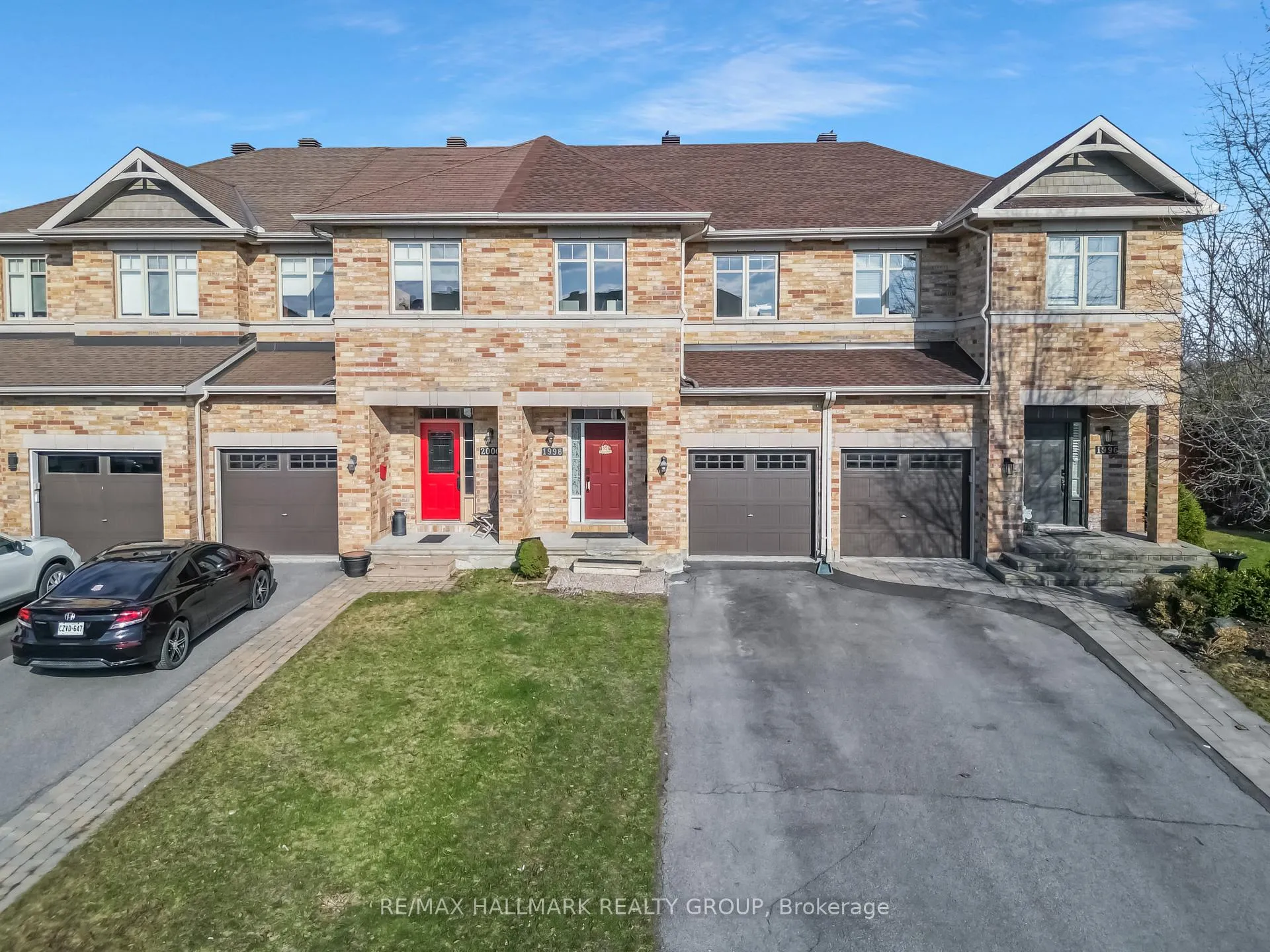 Photo 1 of 1998 Pennyroyal Crescent, Ottawa, Notting Hill/Summerside — HOMEH