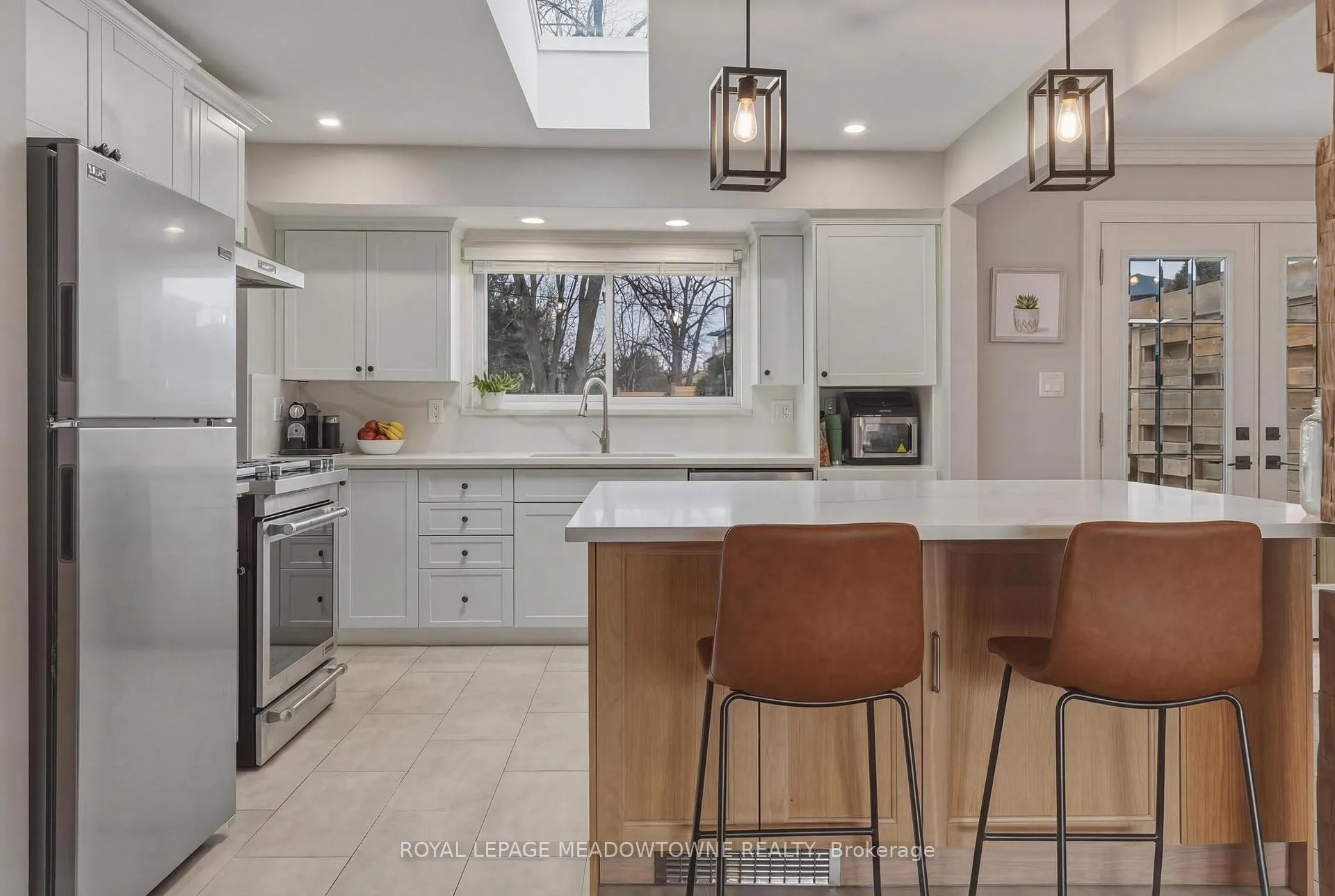 Photo 15 of 5 Rosefield Drive, Halton Hills, Georgetown — HOMEH